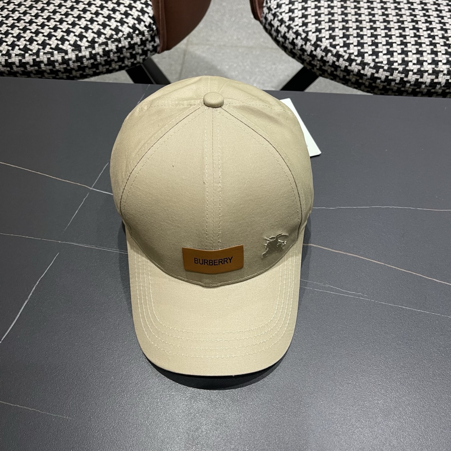 巴宝莉BURBERRY官网同步上线 韩版新款英伦风定制款1:1原单品质 男女通用棒球帽 高版品质质量🔥🔥