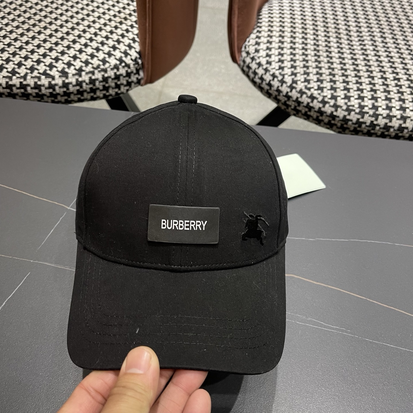 巴宝莉BURBERRY官网同步上线 韩版新款英伦风定制款1:1原单品质 男女通用棒球帽 高版品质质量🔥🔥