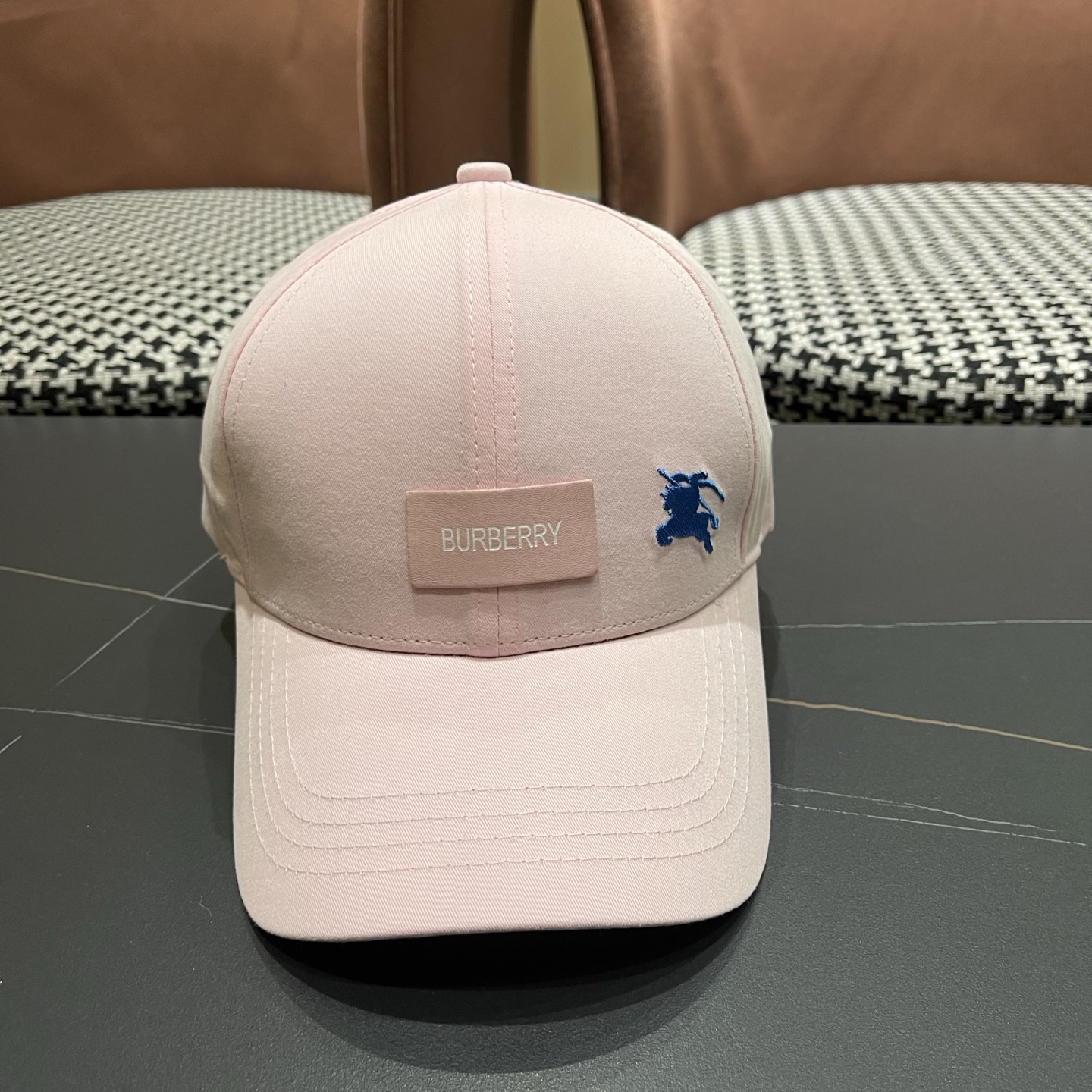 巴宝莉BURBERRY官网同步上线 韩版新款英伦风定制款1:1原单品质 男女通用棒球帽 高版品质质量🔥🔥