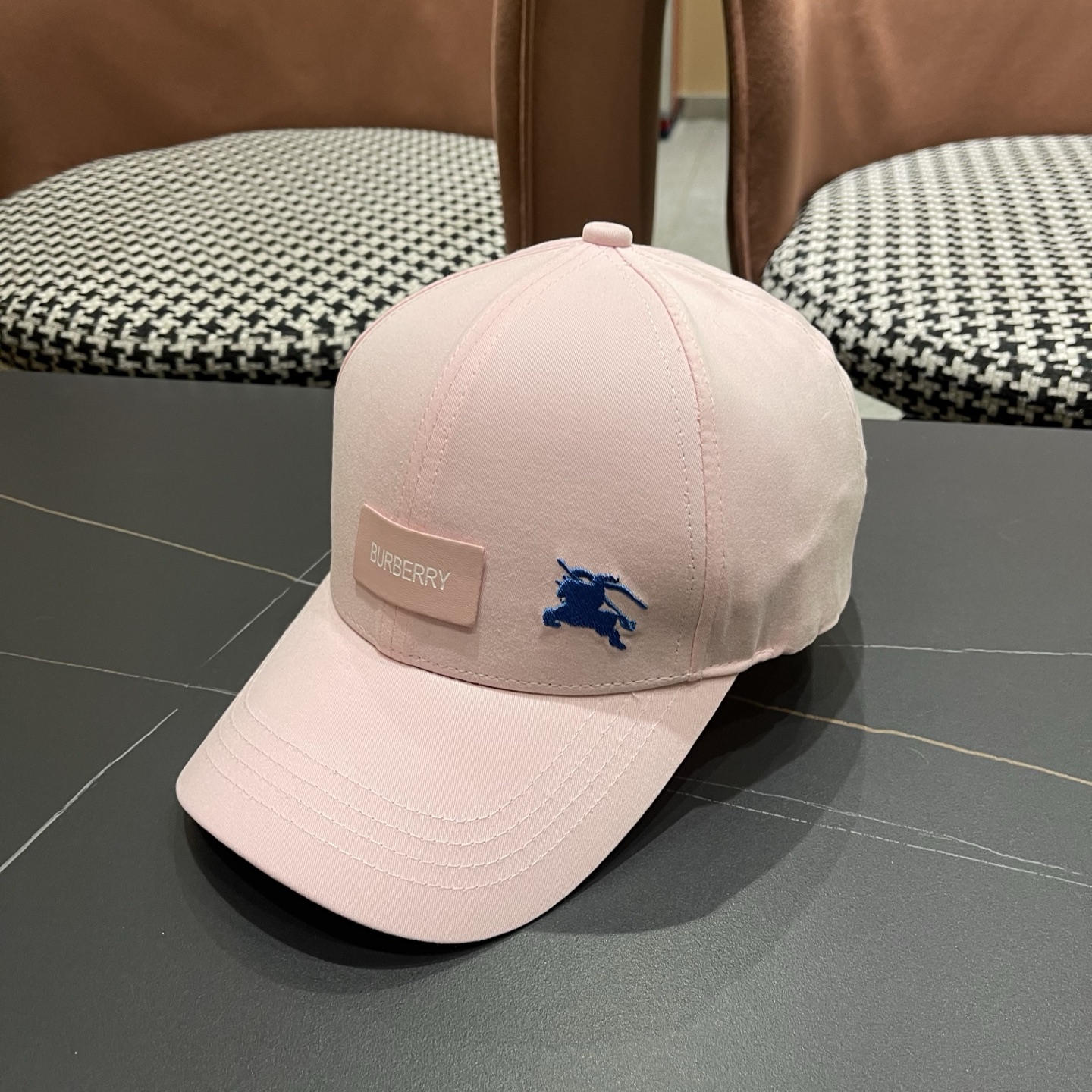 巴宝莉BURBERRY官网同步上线 韩版新款英伦风定制款1:1原单品质 男女通用棒球帽 高版品质质量🔥🔥
