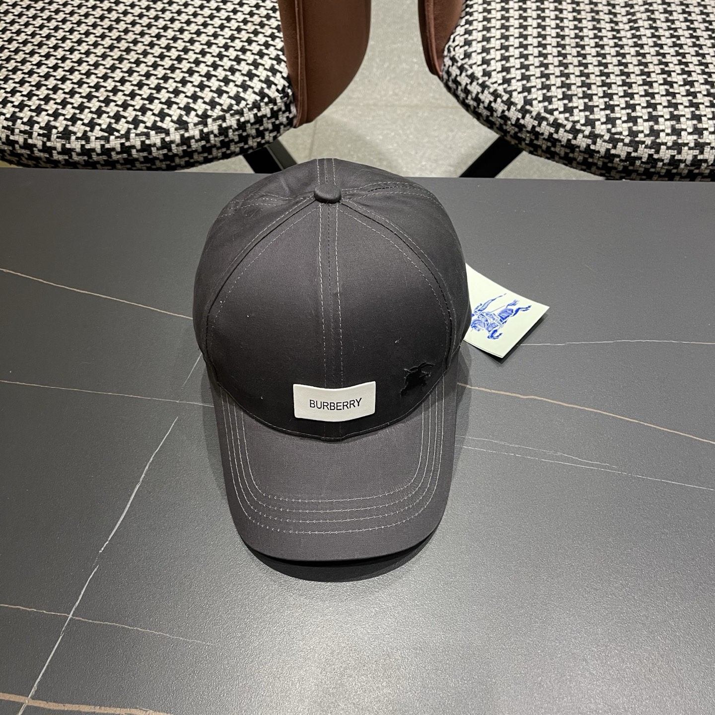 巴宝莉BURBERRY官网同步上线 韩版新款英伦风定制款1:1原单品质 男女通用棒球帽 高版品质质量🔥🔥