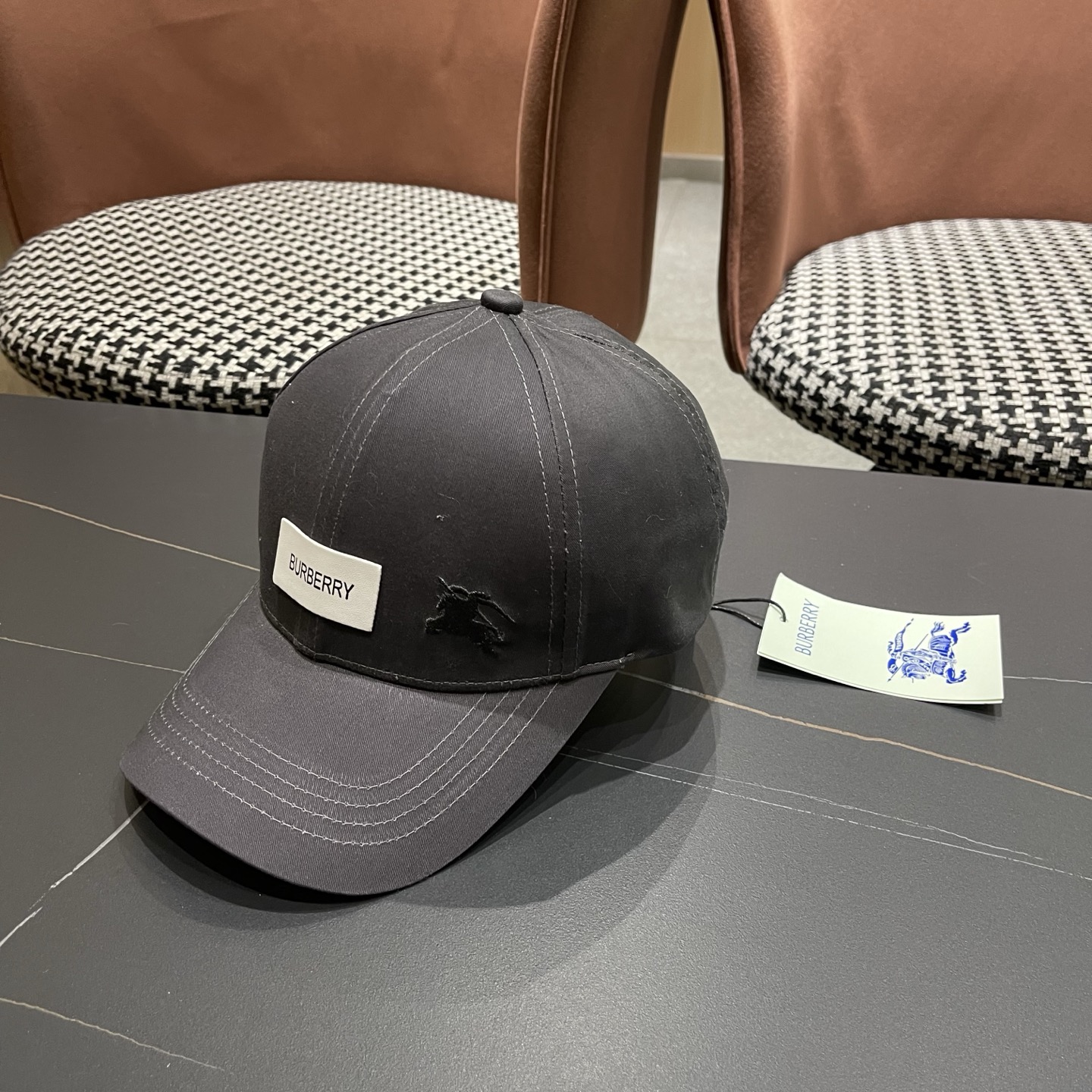 巴宝莉BURBERRY官网同步上线 韩版新款英伦风定制款1:1原单品质 男女通用棒球帽 高版品质质量🔥🔥