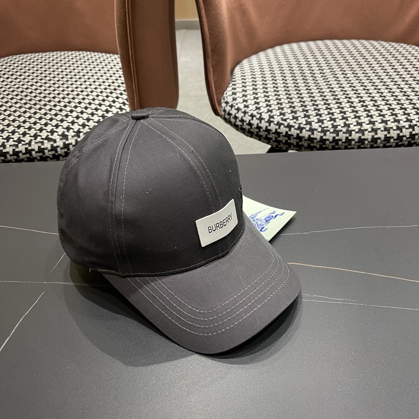巴宝莉BURBERRY官网同步上线 韩版新款英伦风定制款1:1原单品质 男女通用棒球帽 高版品质质量🔥🔥