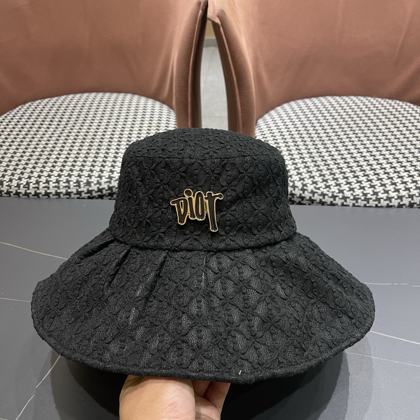 迪奥Dior 渔夫帽女夏季薄款帽子遮阳防晒帽遮脸时尚洋气太阳帽
