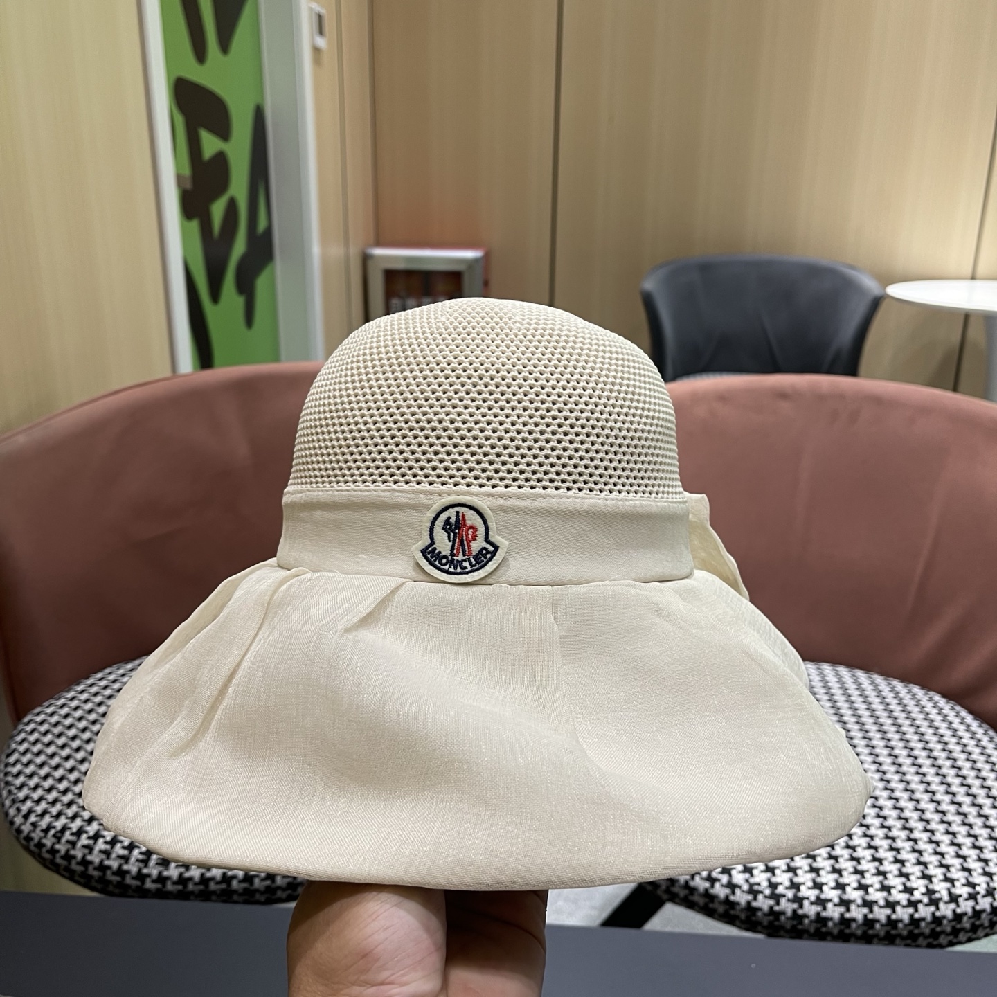 MONCLER（蒙口）帽子女夏遮阳防晒防紫外线渔夫帽遮脸太阳帽大檐户外骑行海边游玩