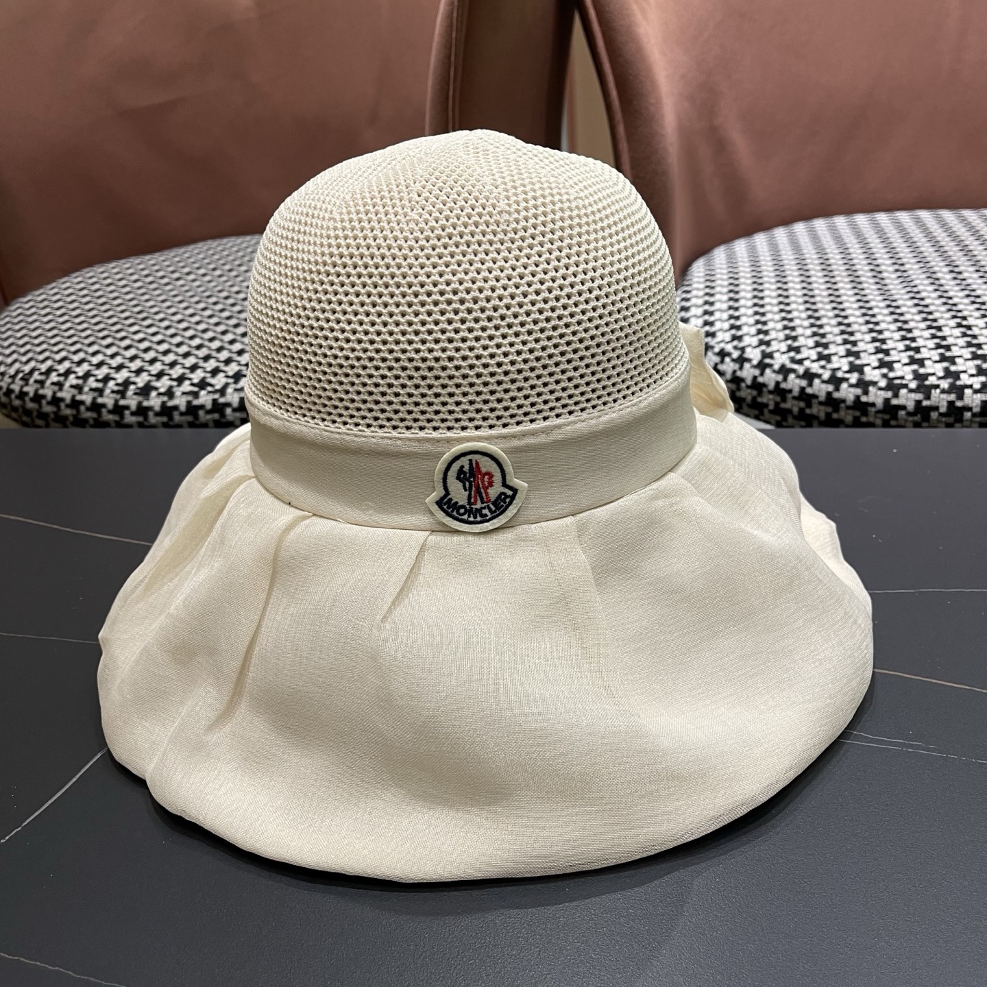 MONCLER（蒙口）帽子女夏遮阳防晒防紫外线渔夫帽遮脸太阳帽大檐户外骑行海边游玩