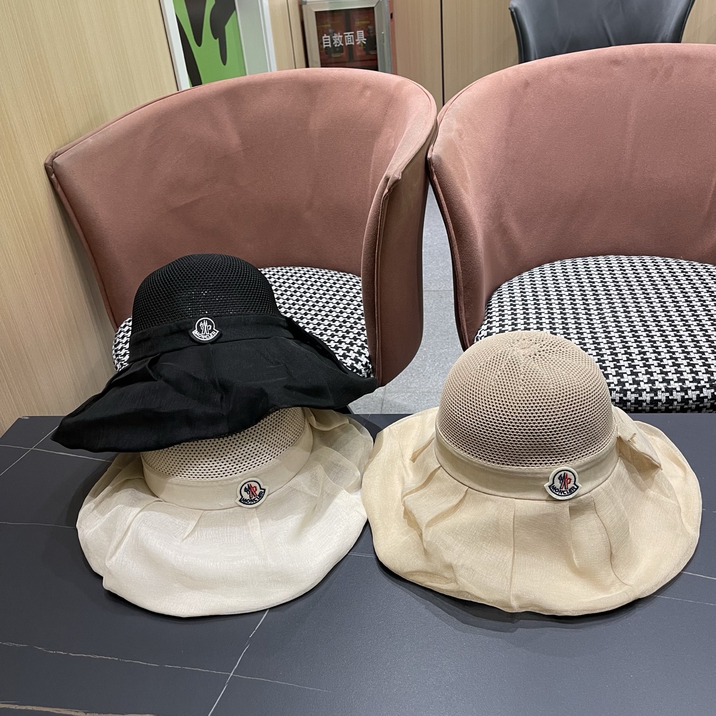MONCLER（蒙口）帽子女夏遮阳防晒防紫外线渔夫帽遮脸太阳帽大檐户外骑行海边游玩