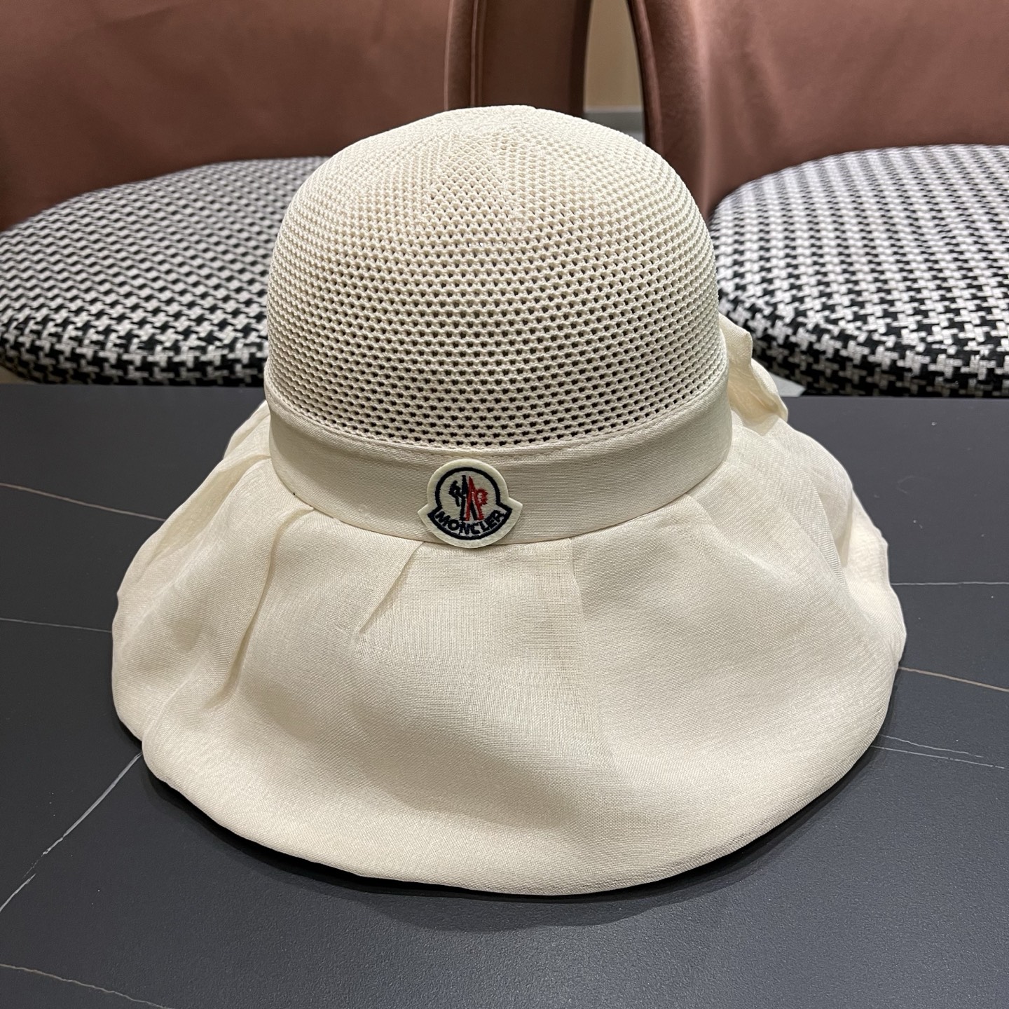 MONCLER（蒙口）帽子女夏遮阳防晒防紫外线渔夫帽遮脸太阳帽大檐户外骑行海边游玩