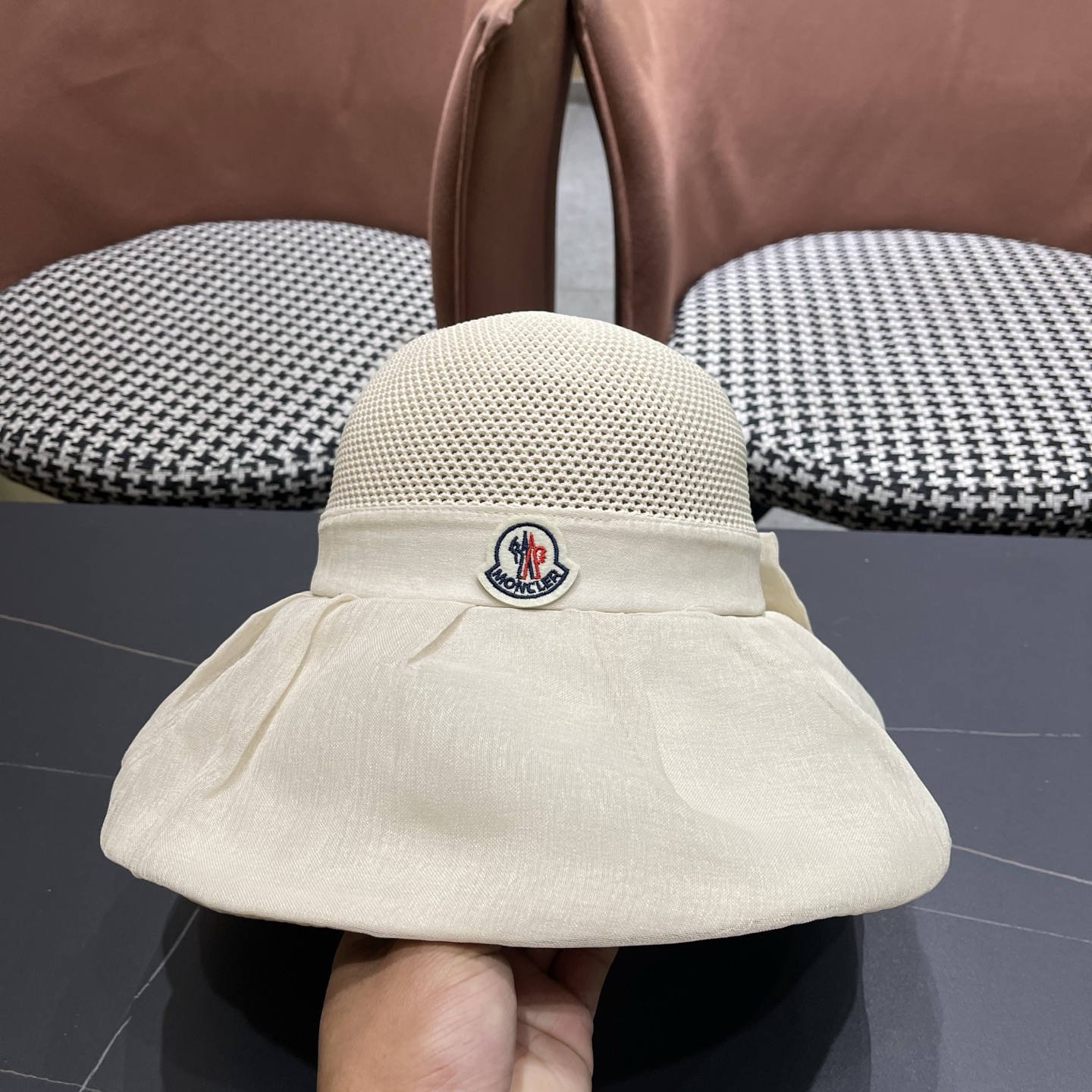 MONCLER（蒙口）帽子女夏遮阳防晒防紫外线渔夫帽遮脸太阳帽大檐户外骑行海边游玩