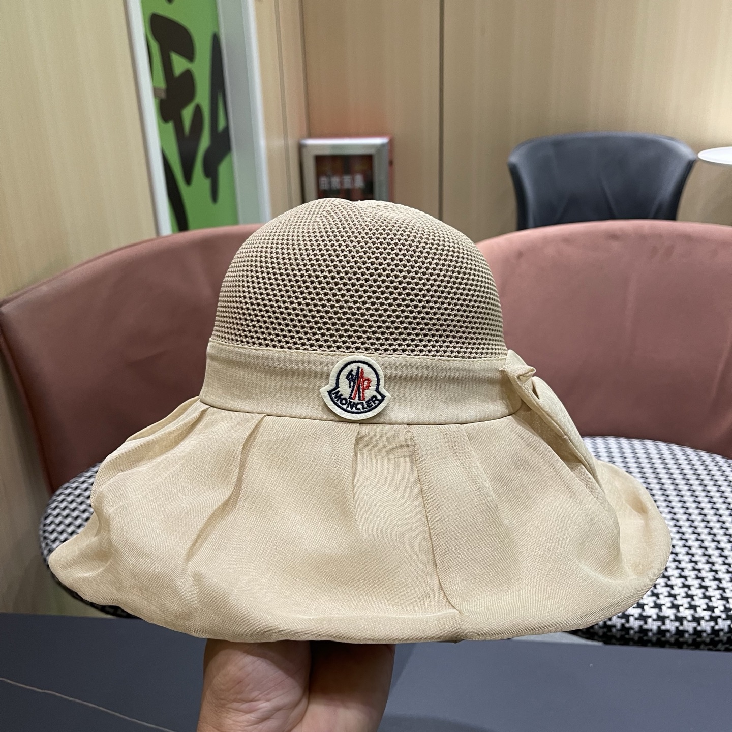 MONCLER（蒙口）帽子女夏遮阳防晒防紫外线渔夫帽遮脸太阳帽大檐户外骑行海边游玩