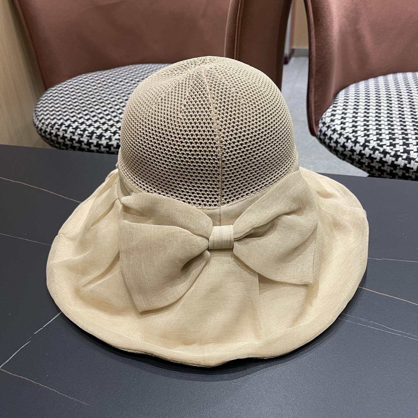 MONCLER（蒙口）帽子女夏遮阳防晒防紫外线渔夫帽遮脸太阳帽大檐户外骑行海边游玩