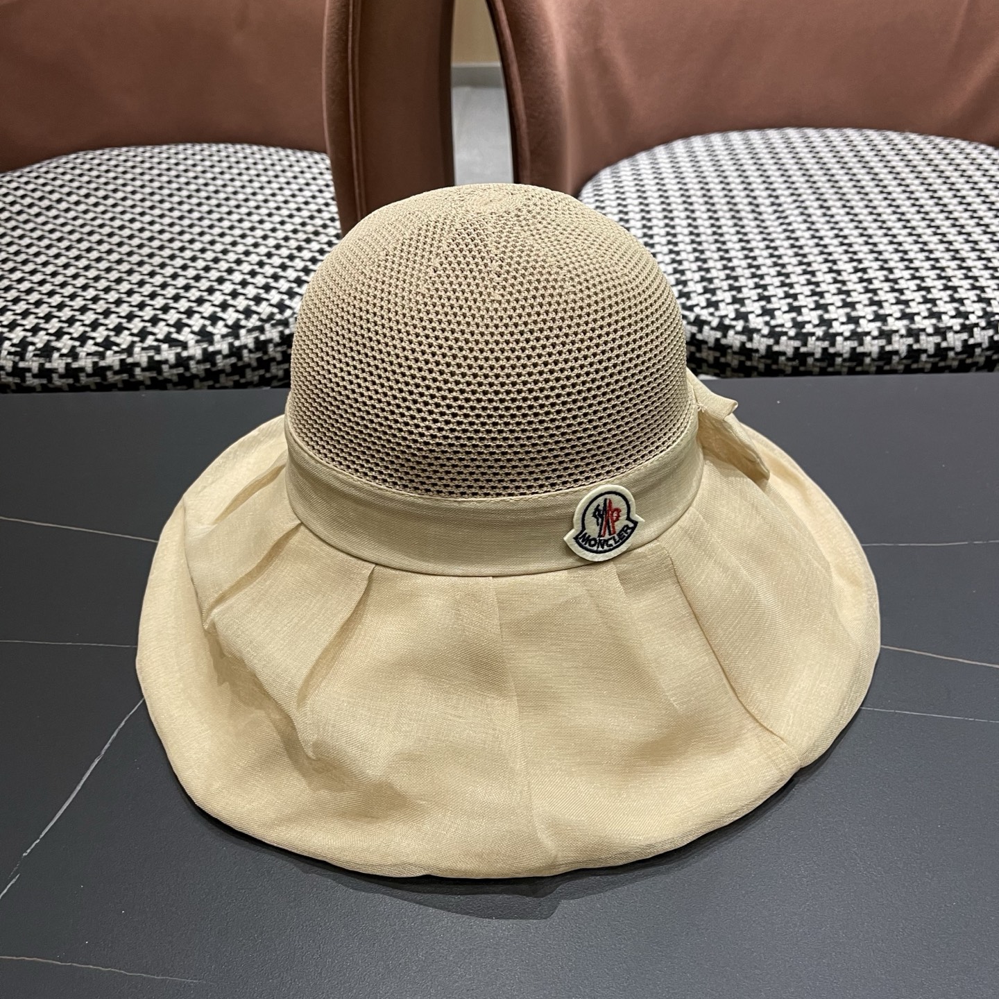 MONCLER（蒙口）帽子女夏遮阳防晒防紫外线渔夫帽遮脸太阳帽大檐户外骑行海边游玩