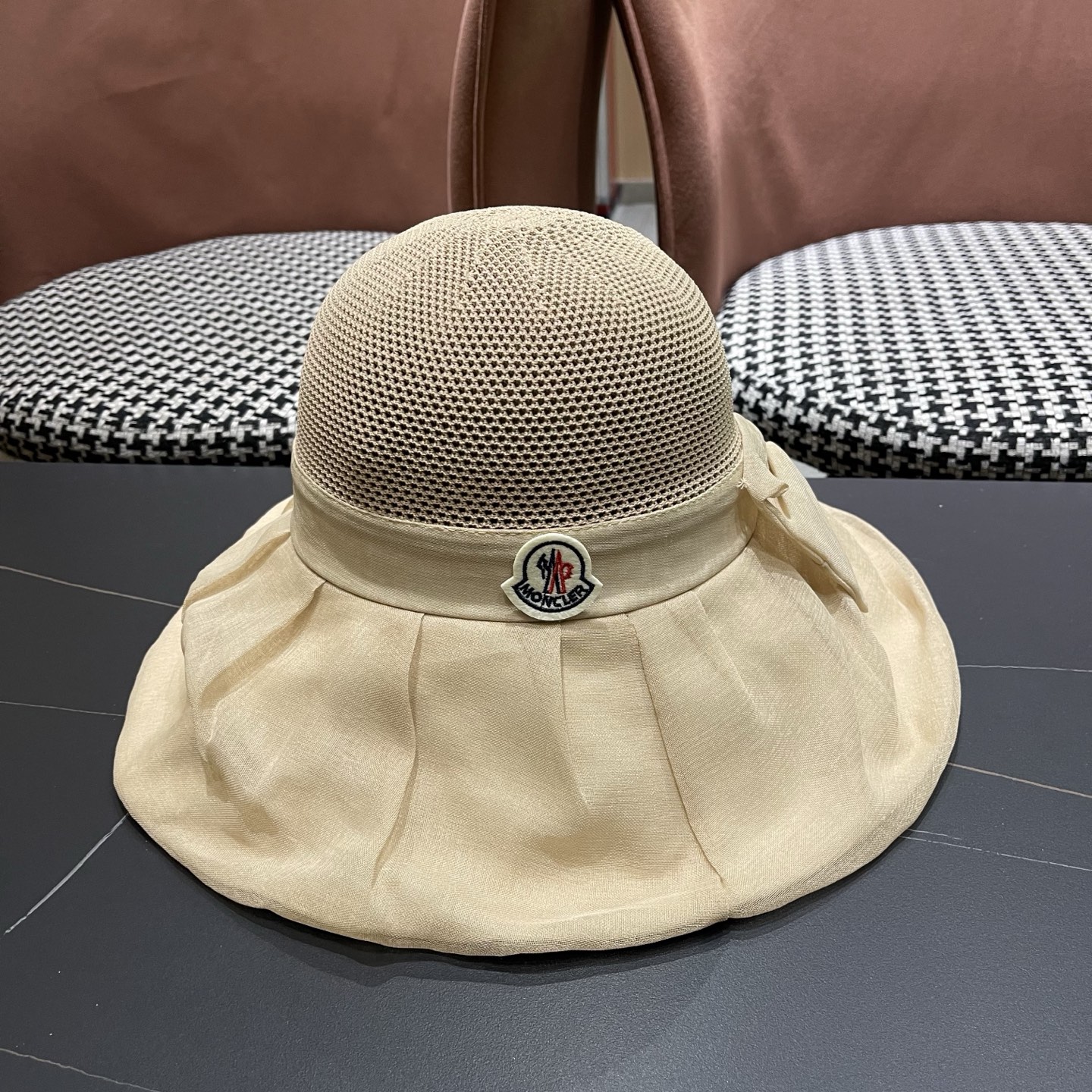 MONCLER（蒙口）帽子女夏遮阳防晒防紫外线渔夫帽遮脸太阳帽大檐户外骑行海边游玩