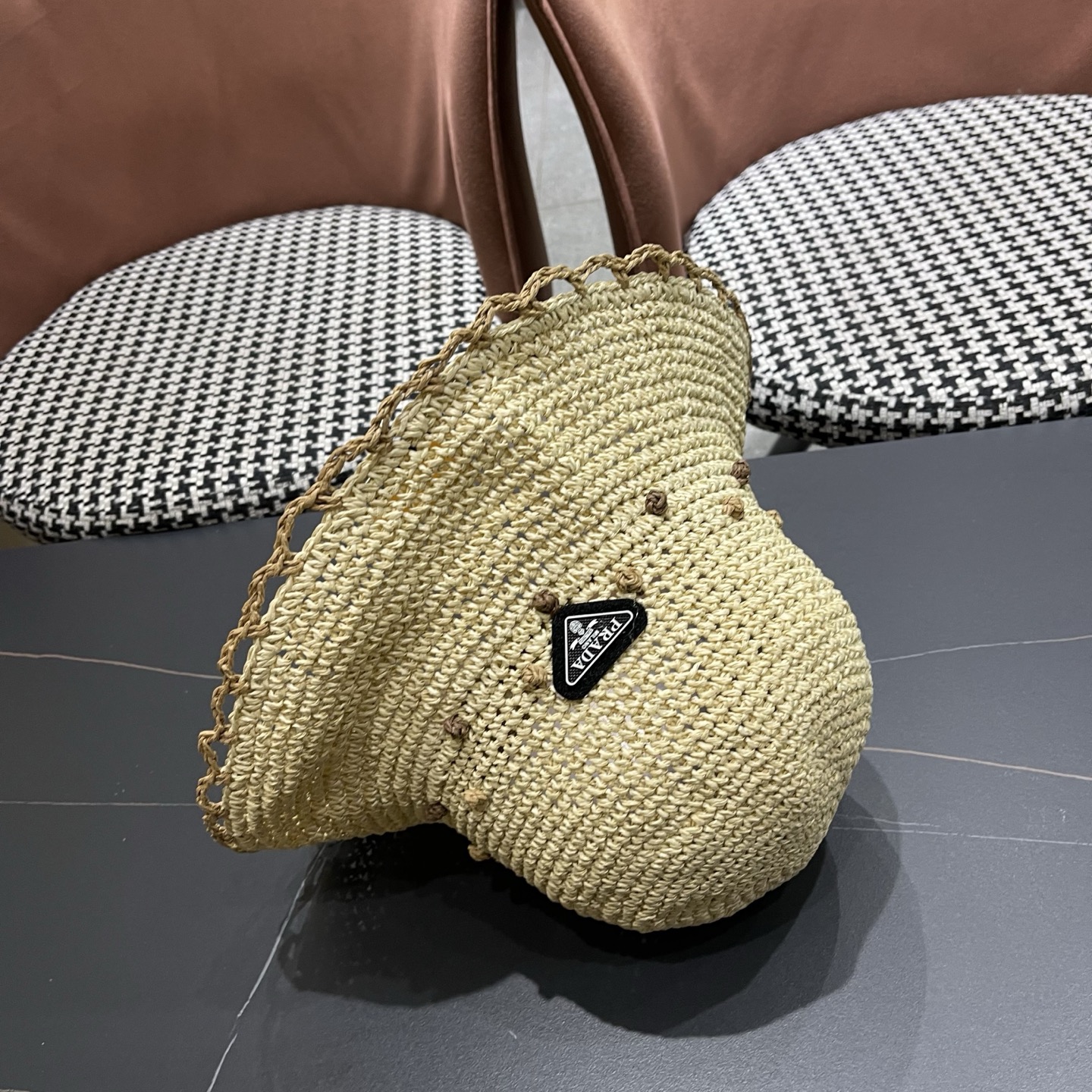 PRADA 普拉达朵澜大帽檐草编帽子女夏季海边度假遮阳防晒草帽户外显脸小渔夫帽