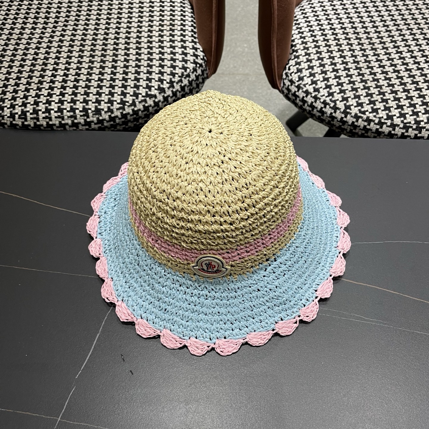 MONCLER（蒙口）夏季韩版沙滩出游撞色条纹遮阳渔夫帽女大檐圆顶显脸小防晒草帽潮