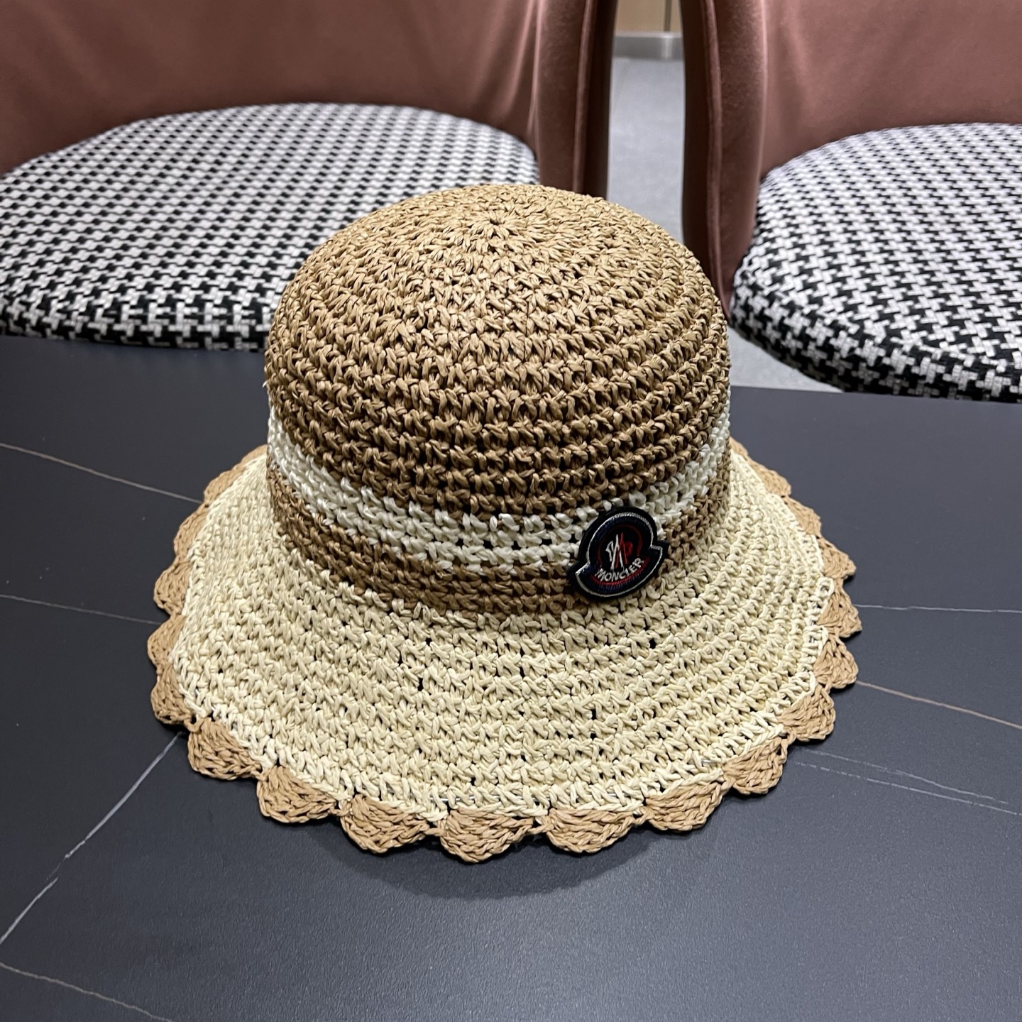 MONCLER（蒙口）夏季韩版沙滩出游撞色条纹遮阳渔夫帽女大檐圆顶显脸小防晒草帽潮