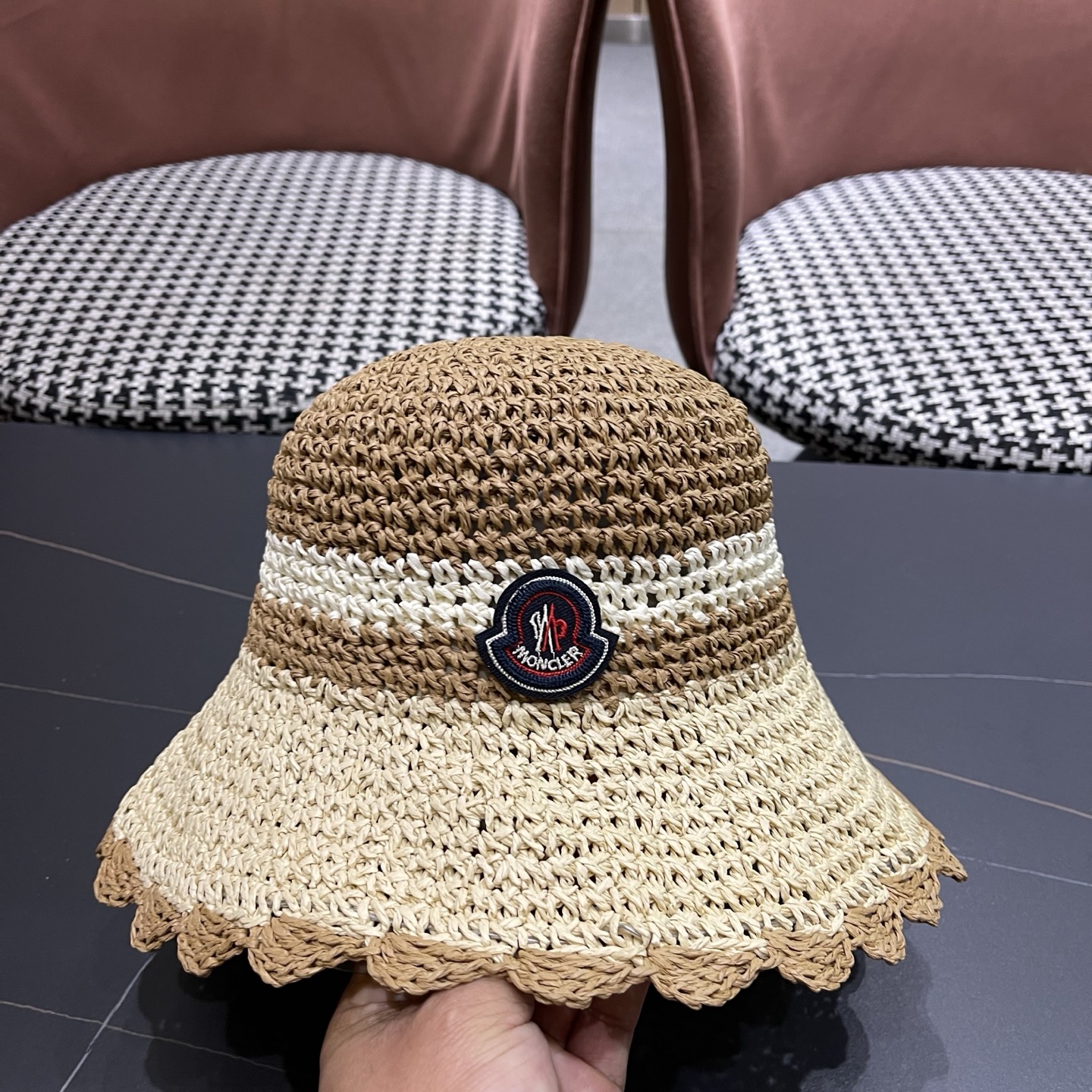MONCLER（蒙口）夏季韩版沙滩出游撞色条纹遮阳渔夫帽女大檐圆顶显脸小防晒草帽潮