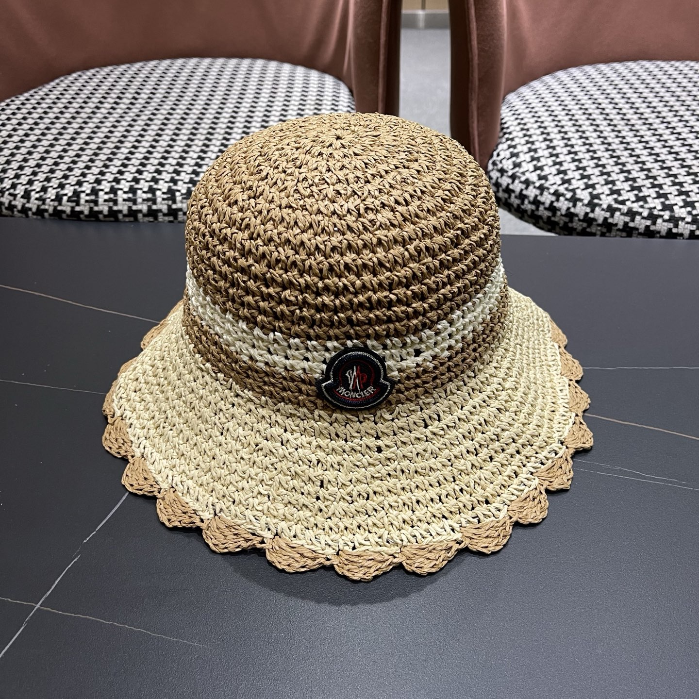 MONCLER（蒙口）夏季韩版沙滩出游撞色条纹遮阳渔夫帽女大檐圆顶显脸小防晒草帽潮