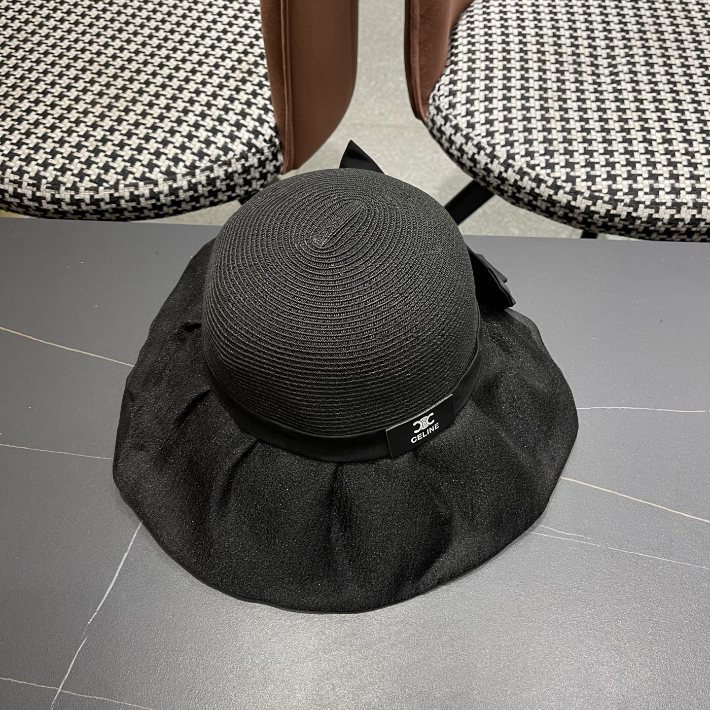 Celine 赛琳新款遮阳渔夫帽防晒沙滩潮女蝴蝶结大檐帽子好看
