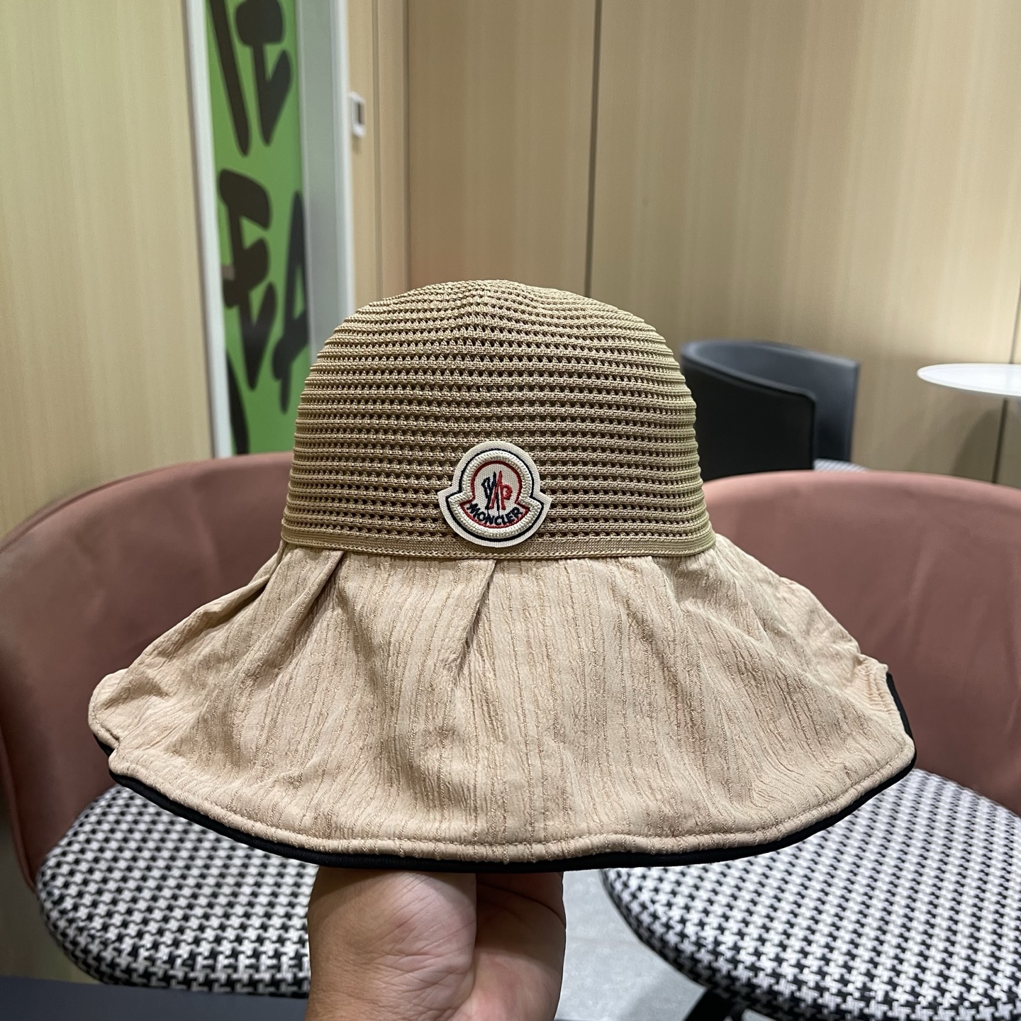 MONCLER（蒙口）夏季大檐蝴蝶结渔夫帽女防紫外线防晒遮阳帽优雅百搭盆帽