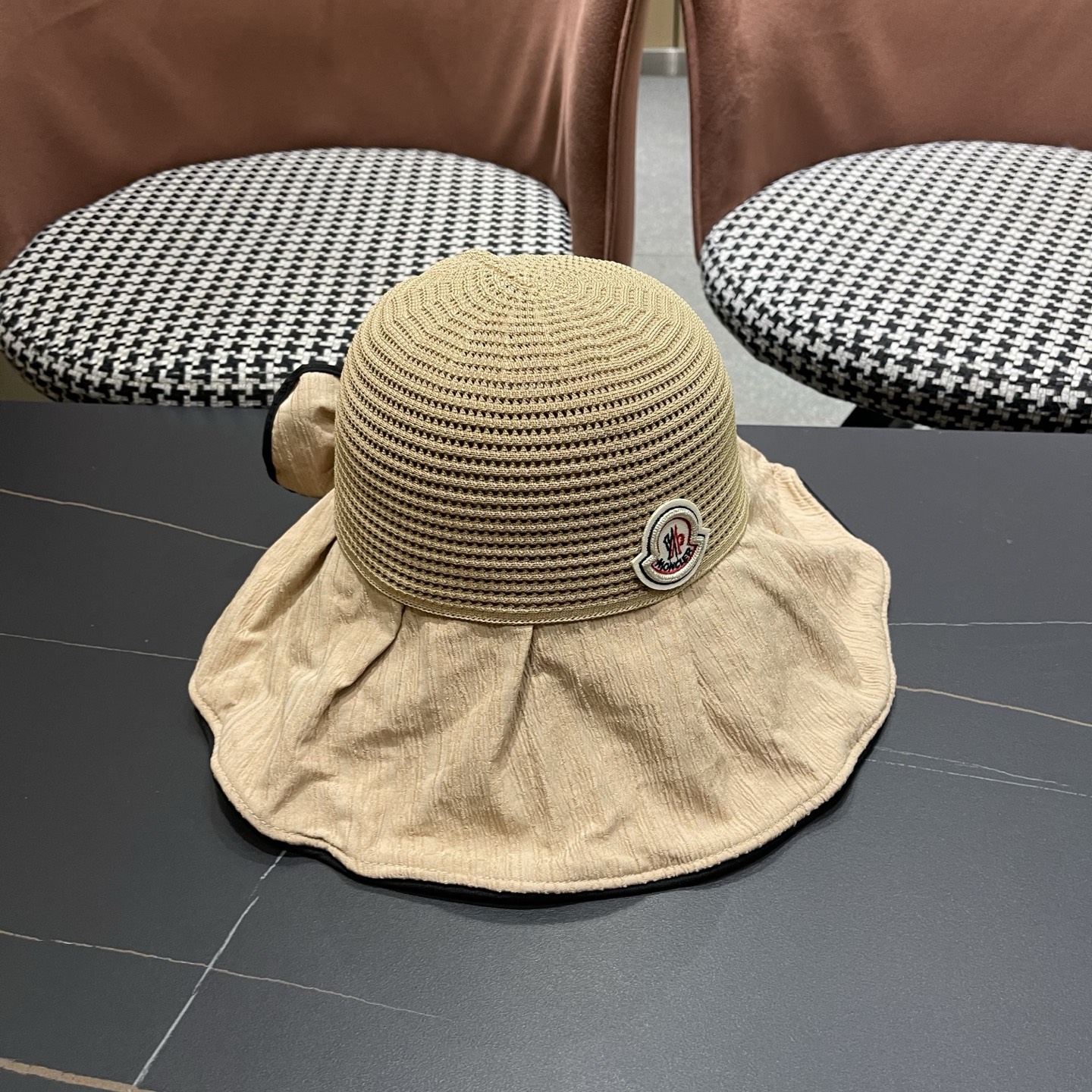 MONCLER（蒙口）夏季大檐蝴蝶结渔夫帽女防紫外线防晒遮阳帽优雅百搭盆帽