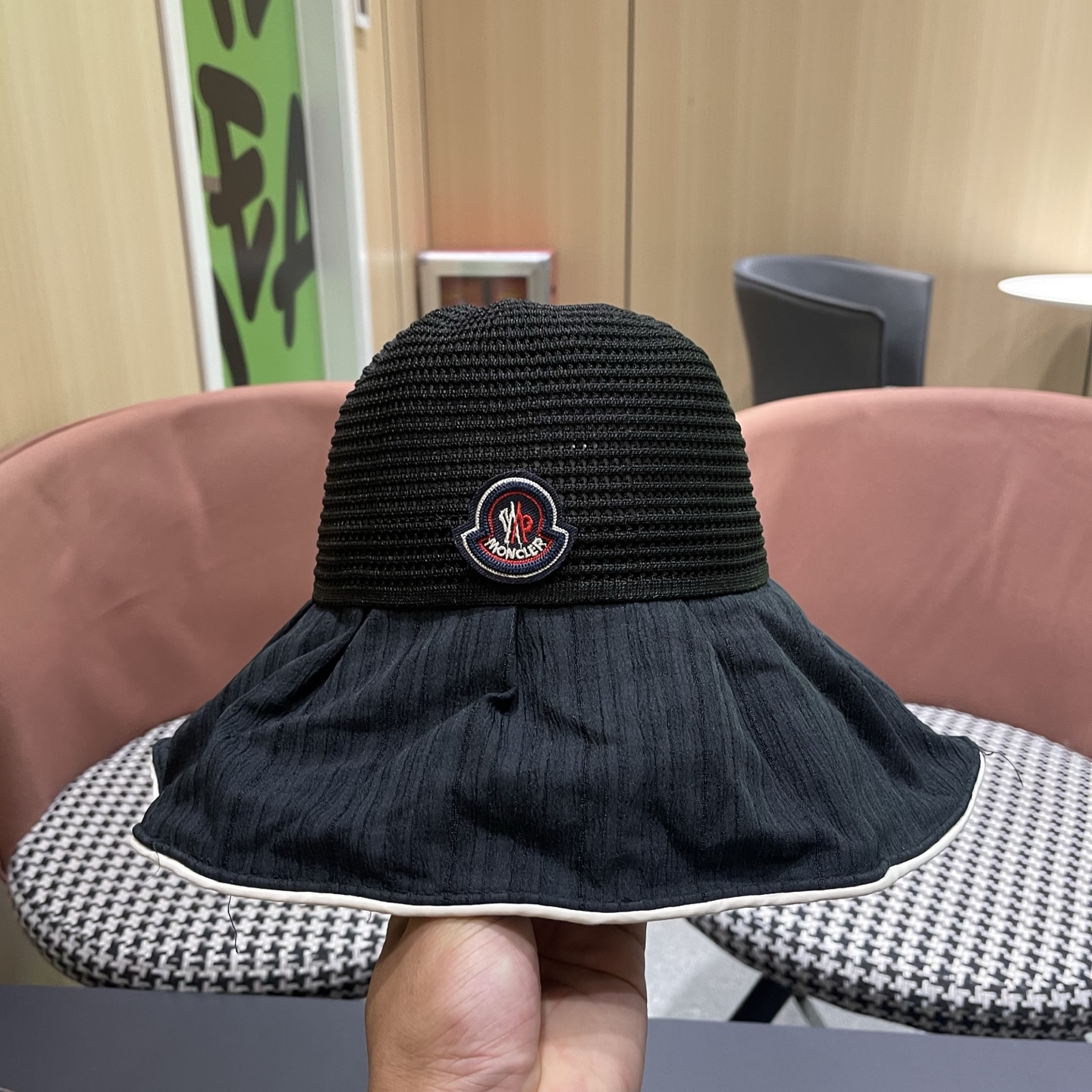 MONCLER（蒙口）夏季大檐蝴蝶结渔夫帽女防紫外线防晒遮阳帽优雅百搭盆帽