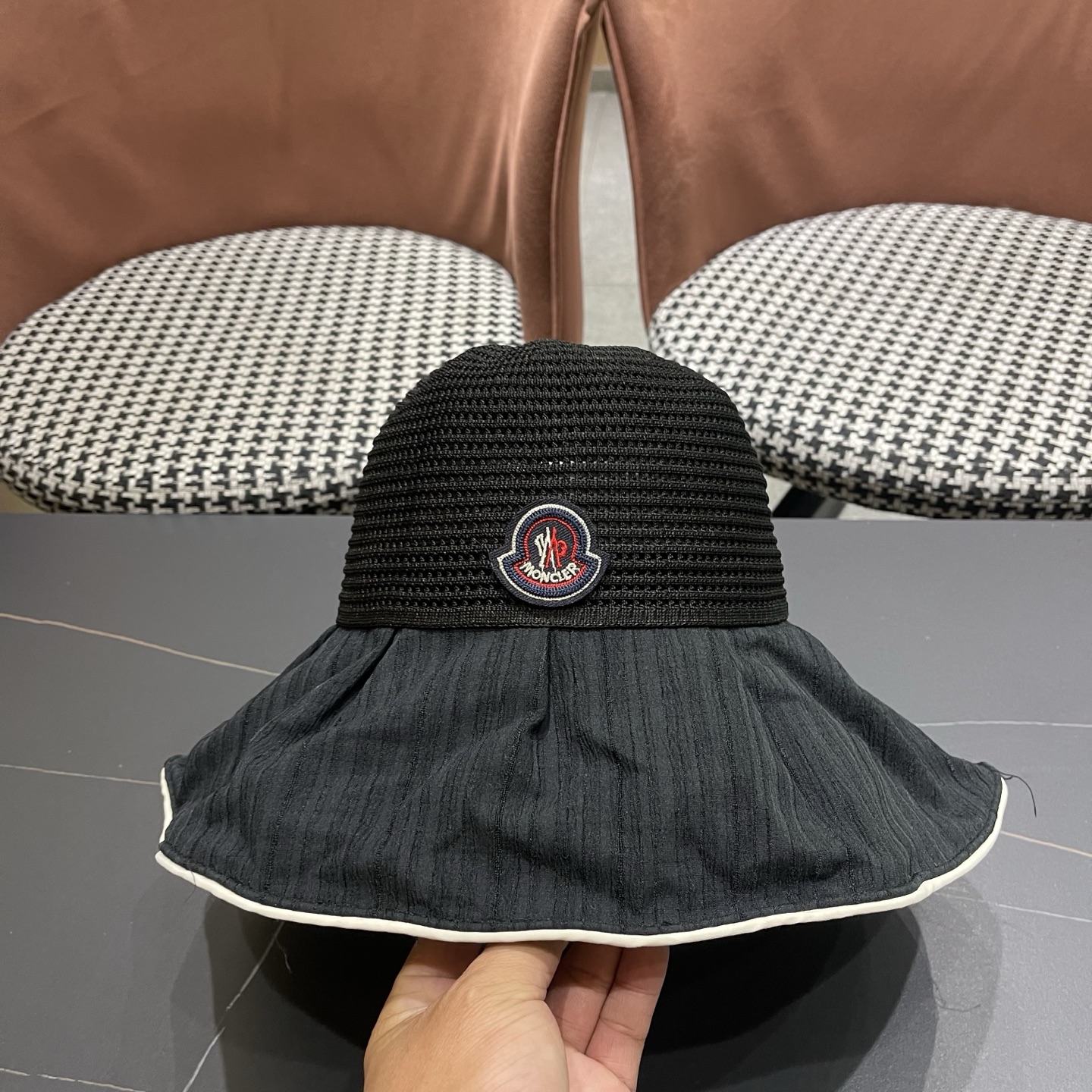 MONCLER（蒙口）夏季大檐蝴蝶结渔夫帽女防紫外线防晒遮阳帽优雅百搭盆帽