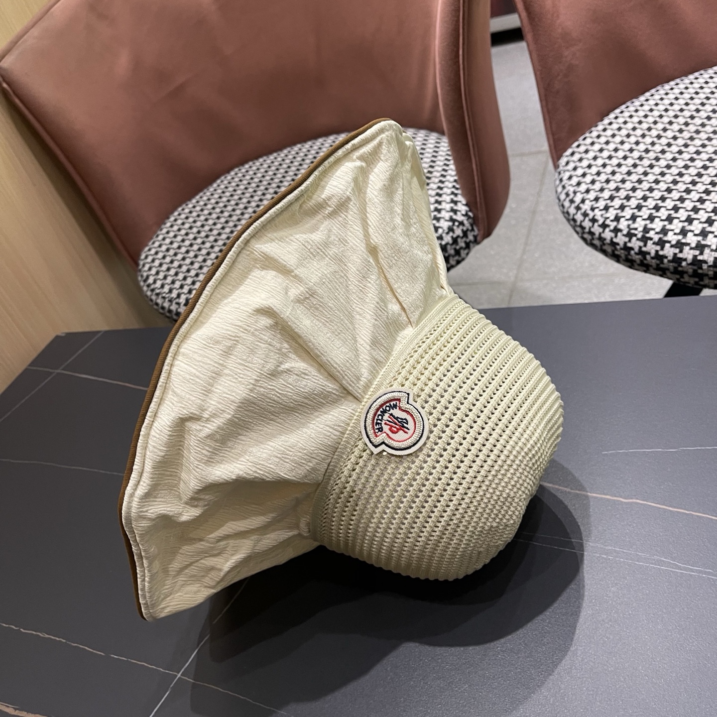 MONCLER（蒙口）夏季大檐蝴蝶结渔夫帽女防紫外线防晒遮阳帽优雅百搭盆帽