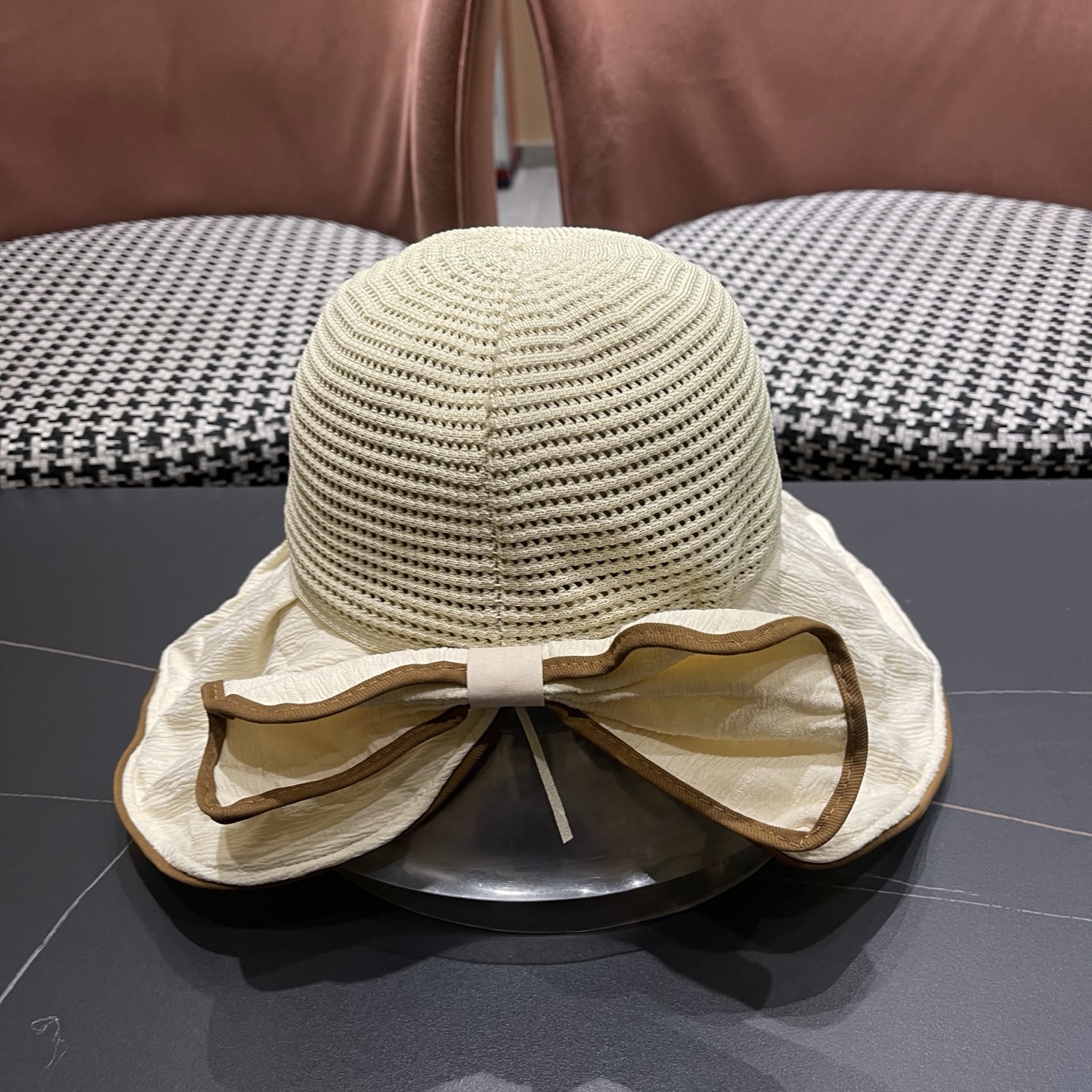 MONCLER（蒙口）夏季大檐蝴蝶结渔夫帽女防紫外线防晒遮阳帽优雅百搭盆帽