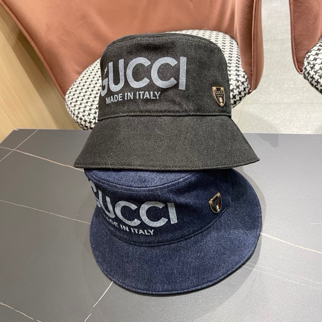 渔夫帽GUCCI🧢原单品质火爆来袭 🔥🎩 工艺非常精美 高档大气上档次！低调奢华，方便携带！跑量！