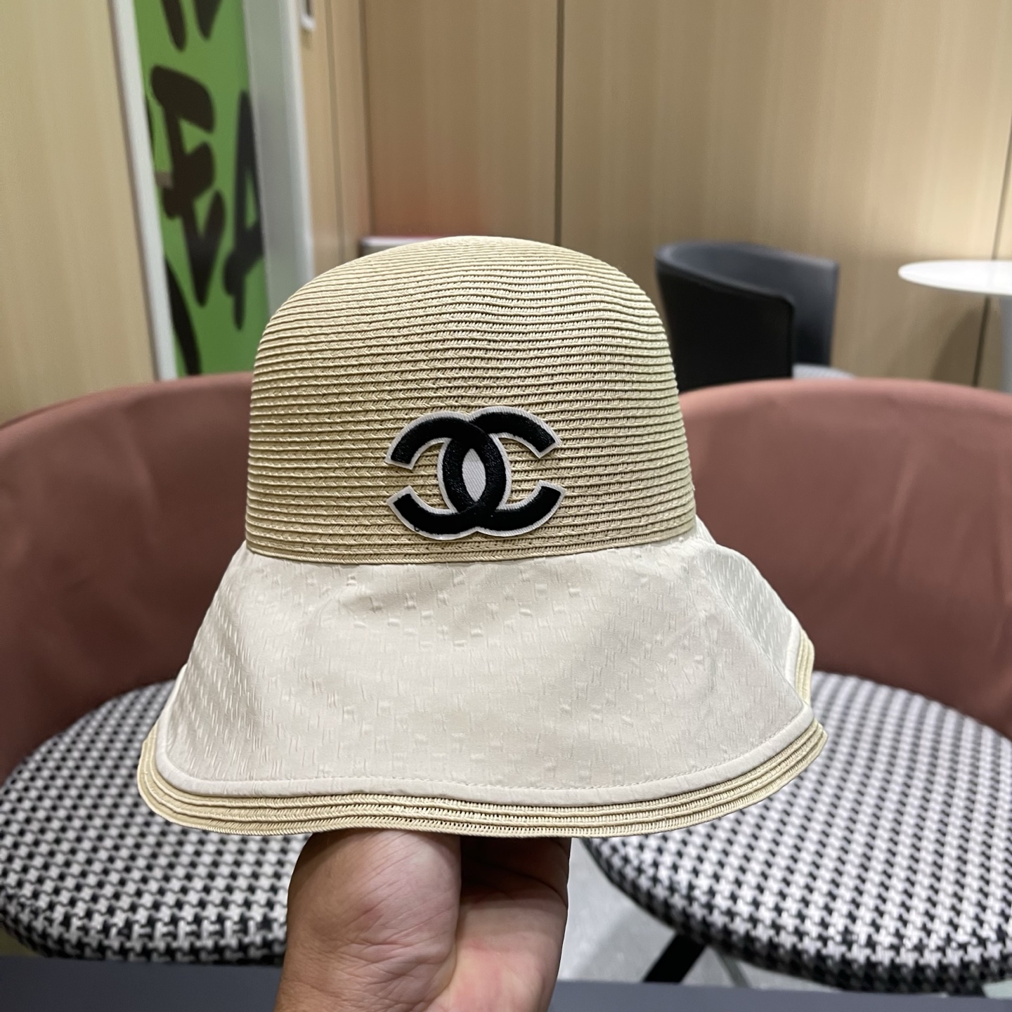 CHANEL 香奈儿早春新蝴蝶结遮阳渔夫帽， 女百搭韩版时尚草帽潮精致純也格质量超赞