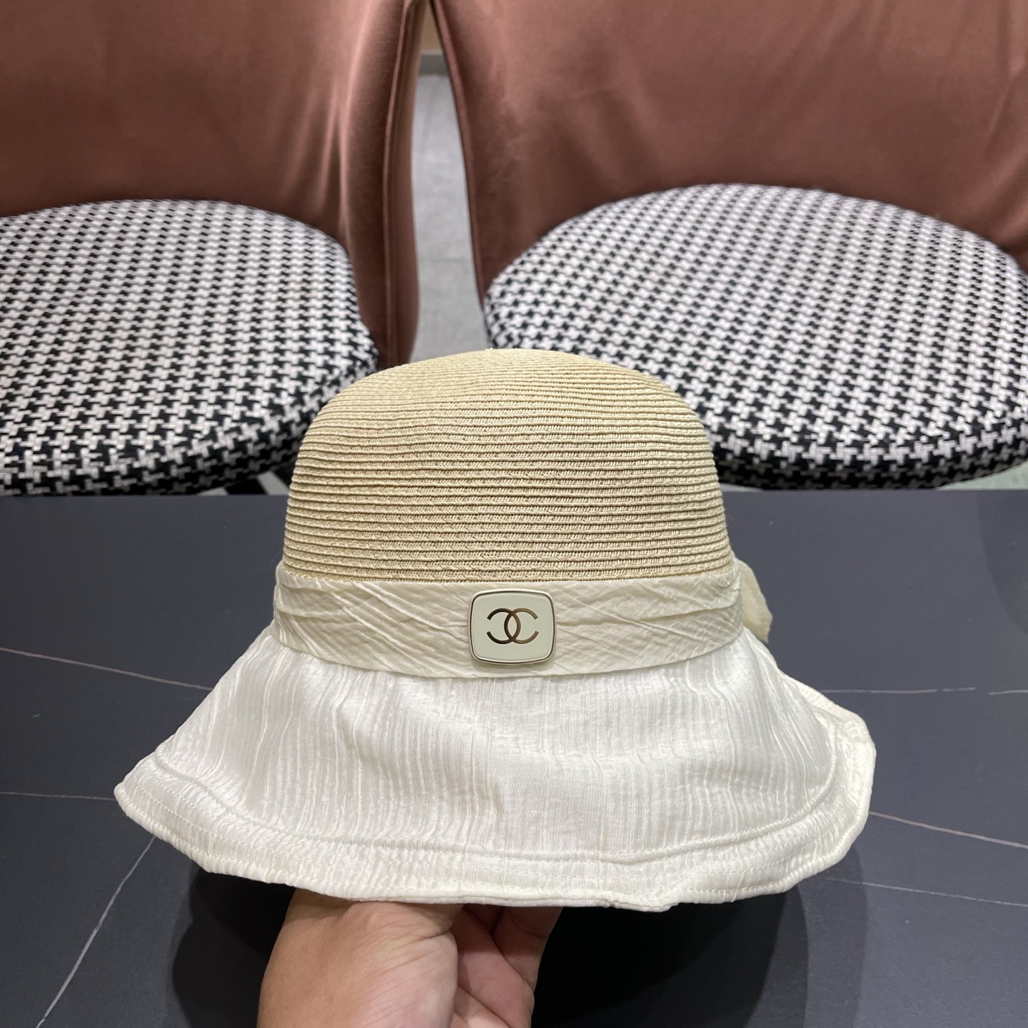 香奈儿CHANEL 韩版蝴蝶结渔夫帽女春夏遮阳防晒盆帽布草拼接太阳帽大帽檐显脸小