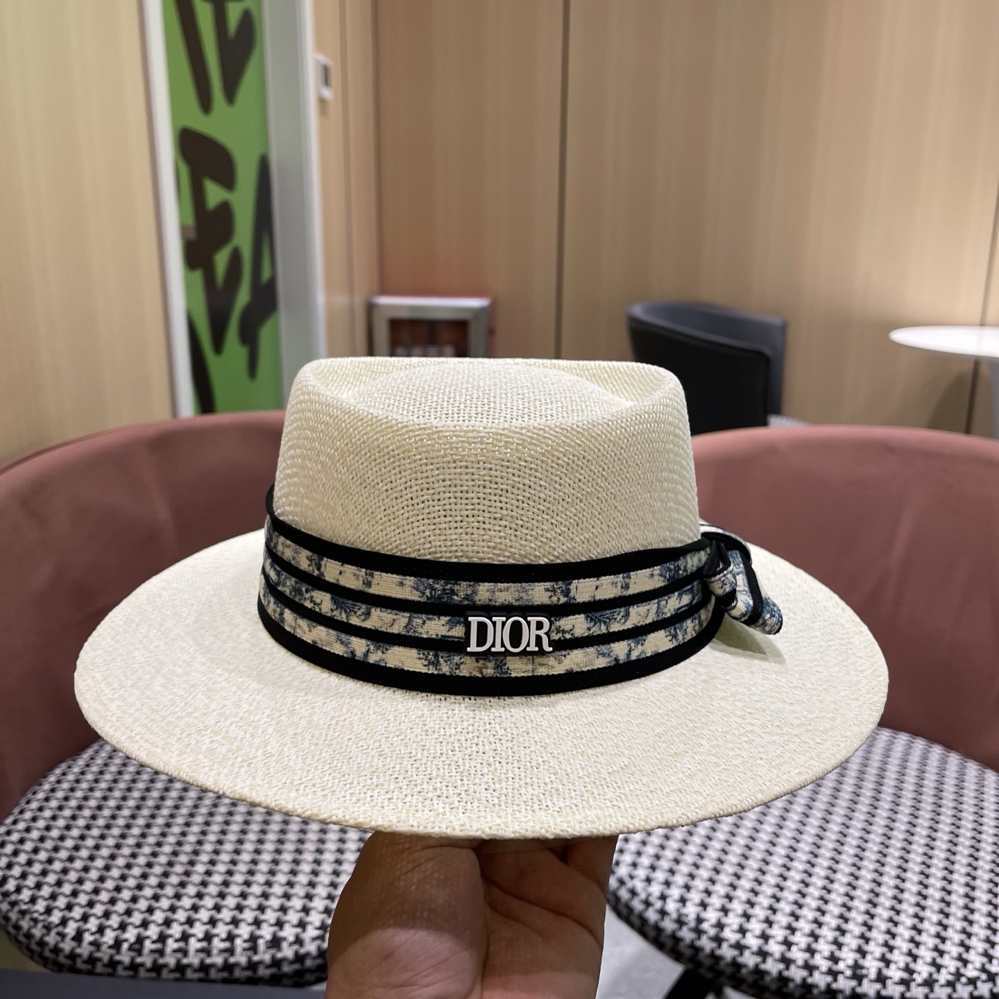 Dior迪奥 法式平顶礼帽女夏季编织平顶草帽女款百搭时尚遮阳显脸小法式草帽