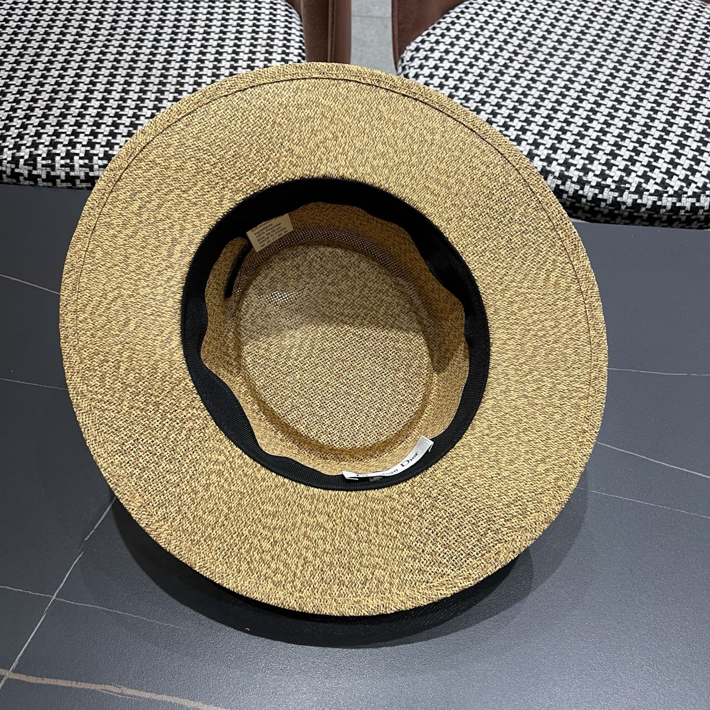 Dior迪奥 法式平顶礼帽女夏季编织平顶草帽女款百搭时尚遮阳显脸小法式草帽