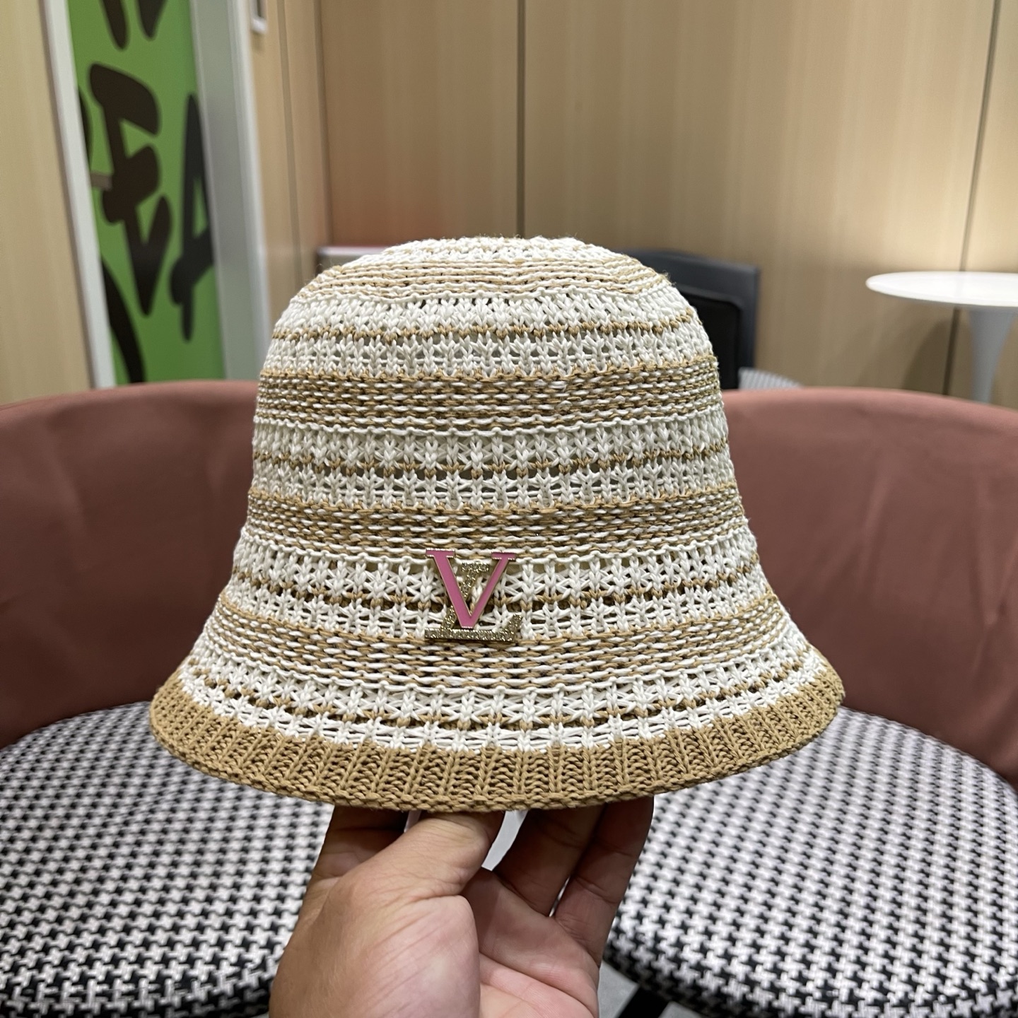 LV路易威登 复古线条春夏编织渔夫帽横条纹女帽子软顶盆帽百搭防晒出游遮阳帽
