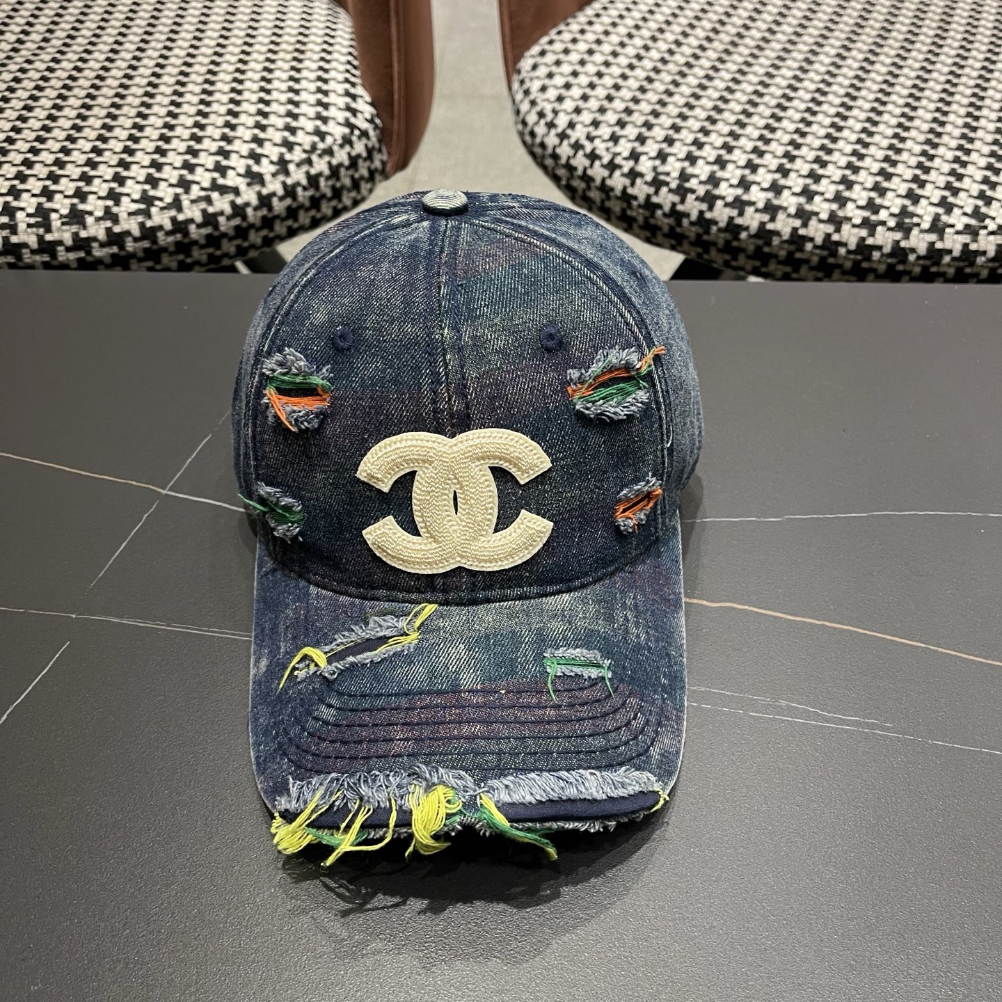 香奈儿CHANEL 新款破洞棒球帽，小香经典简约，时尚休闲设计 跑量新品