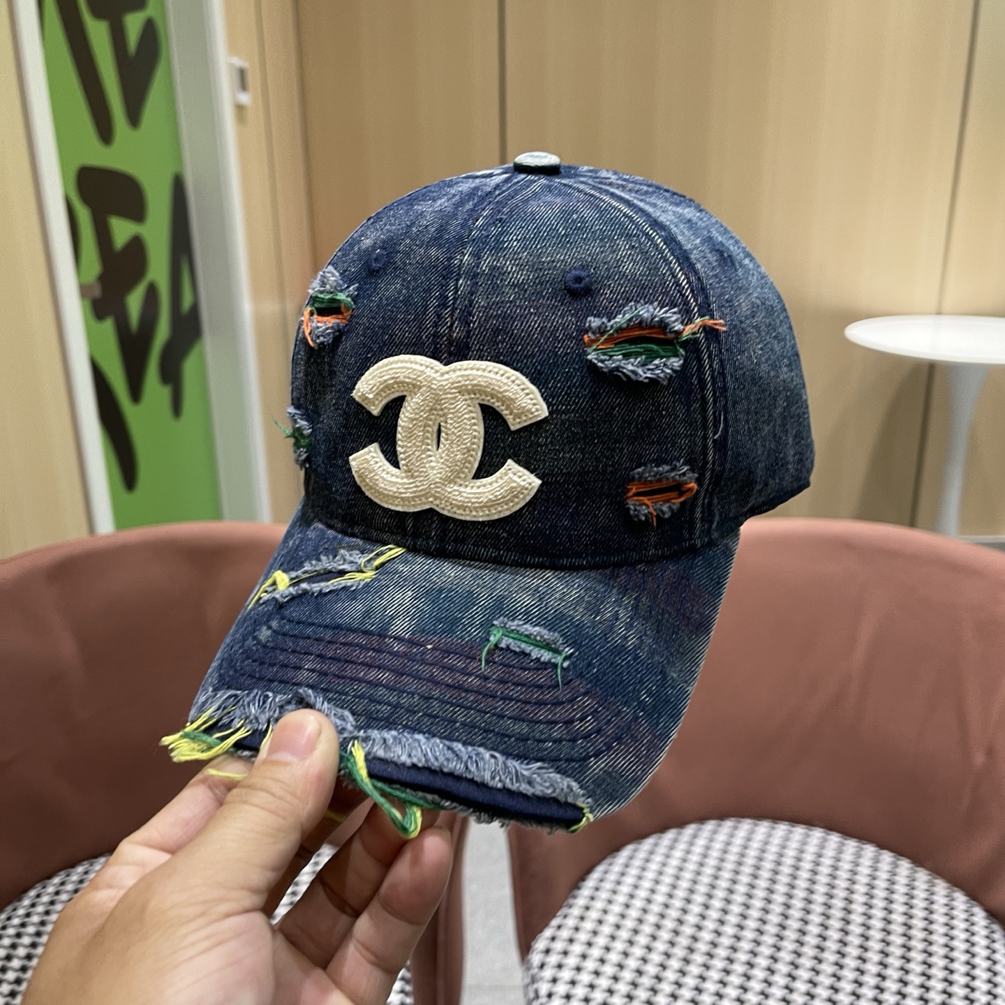 香奈儿CHANEL 新款破洞棒球帽，小香经典简约，时尚休闲设计 跑量新品