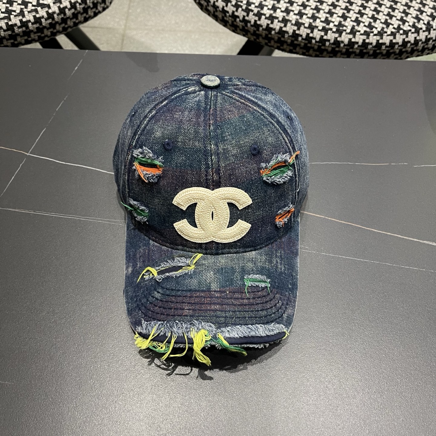 香奈儿CHANEL 新款破洞棒球帽，小香经典简约，时尚休闲设计 跑量新品