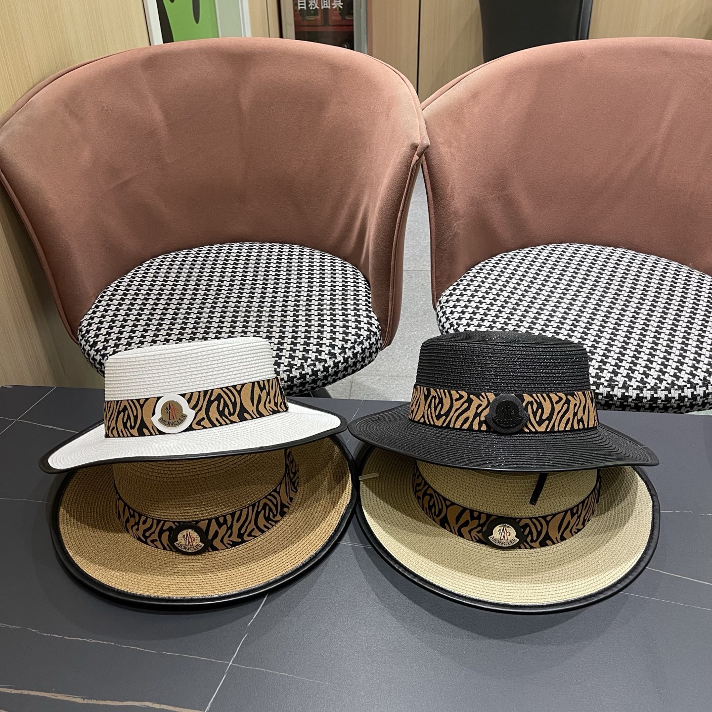 MONCLER（蒙口）法式波点平顶草帽女夏季海边度假沙滩帽遮阳防晒优雅礼帽太阳帽子