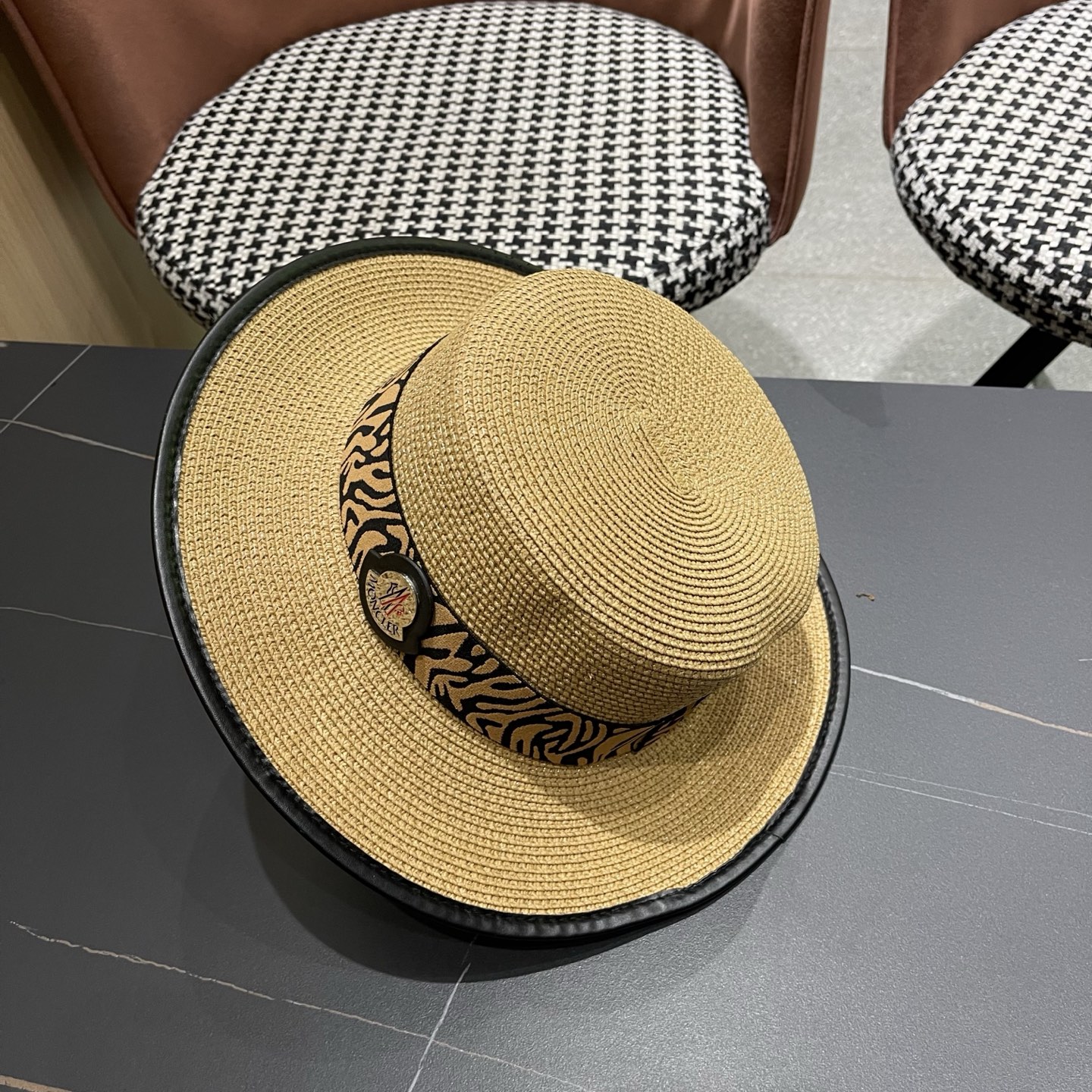 MONCLER（蒙口）法式波点平顶草帽女夏季海边度假沙滩帽遮阳防晒优雅礼帽太阳帽子