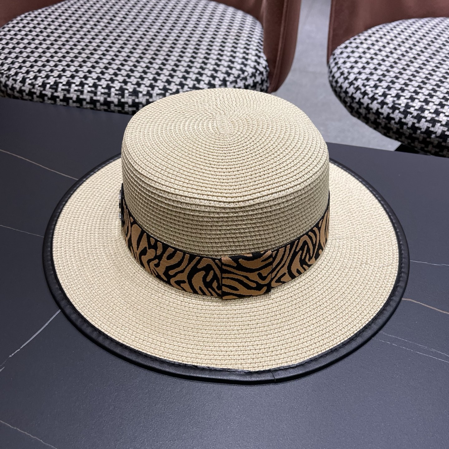 MONCLER（蒙口）法式波点平顶草帽女夏季海边度假沙滩帽遮阳防晒优雅礼帽太阳帽子