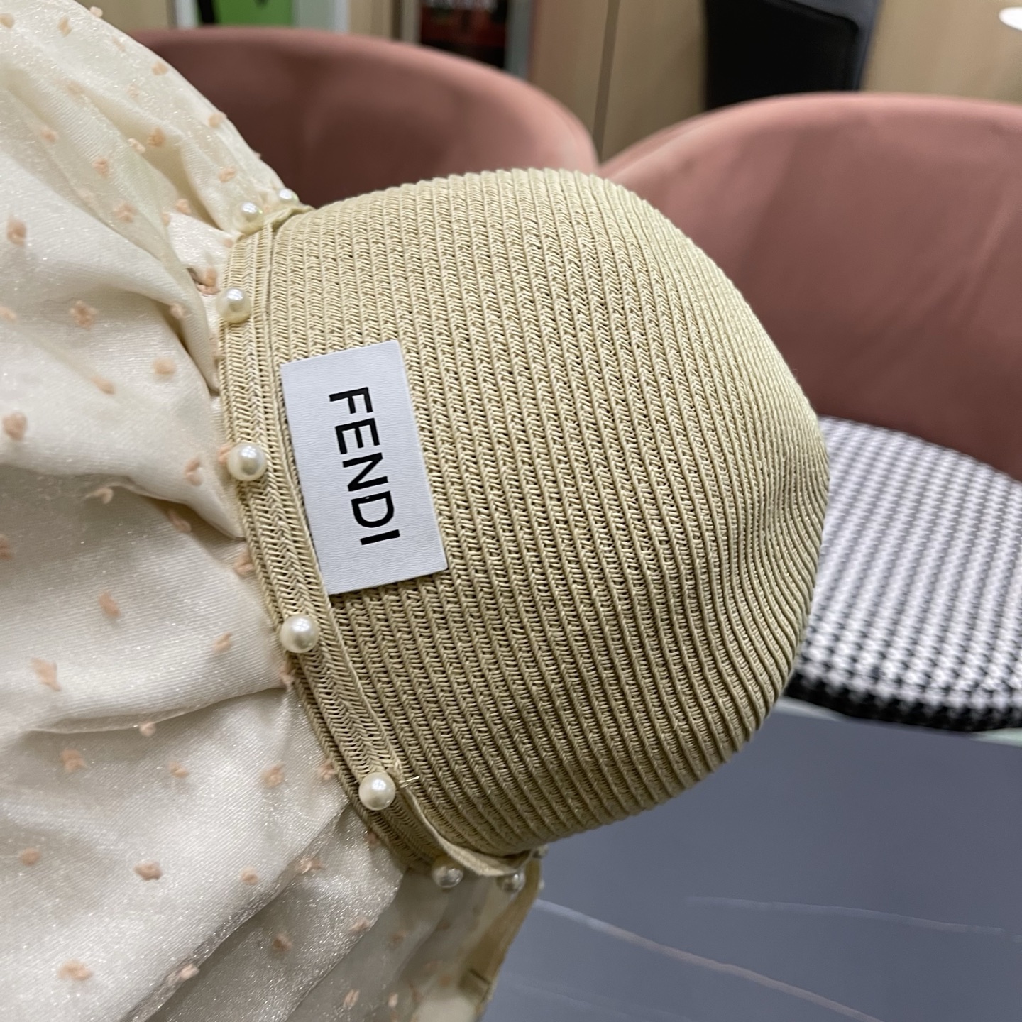 Fendi 芬迪气质新款太阳帽大帽檐渔夫帽子女款遮阳帽渔夫帽防晒帽女防紫外线