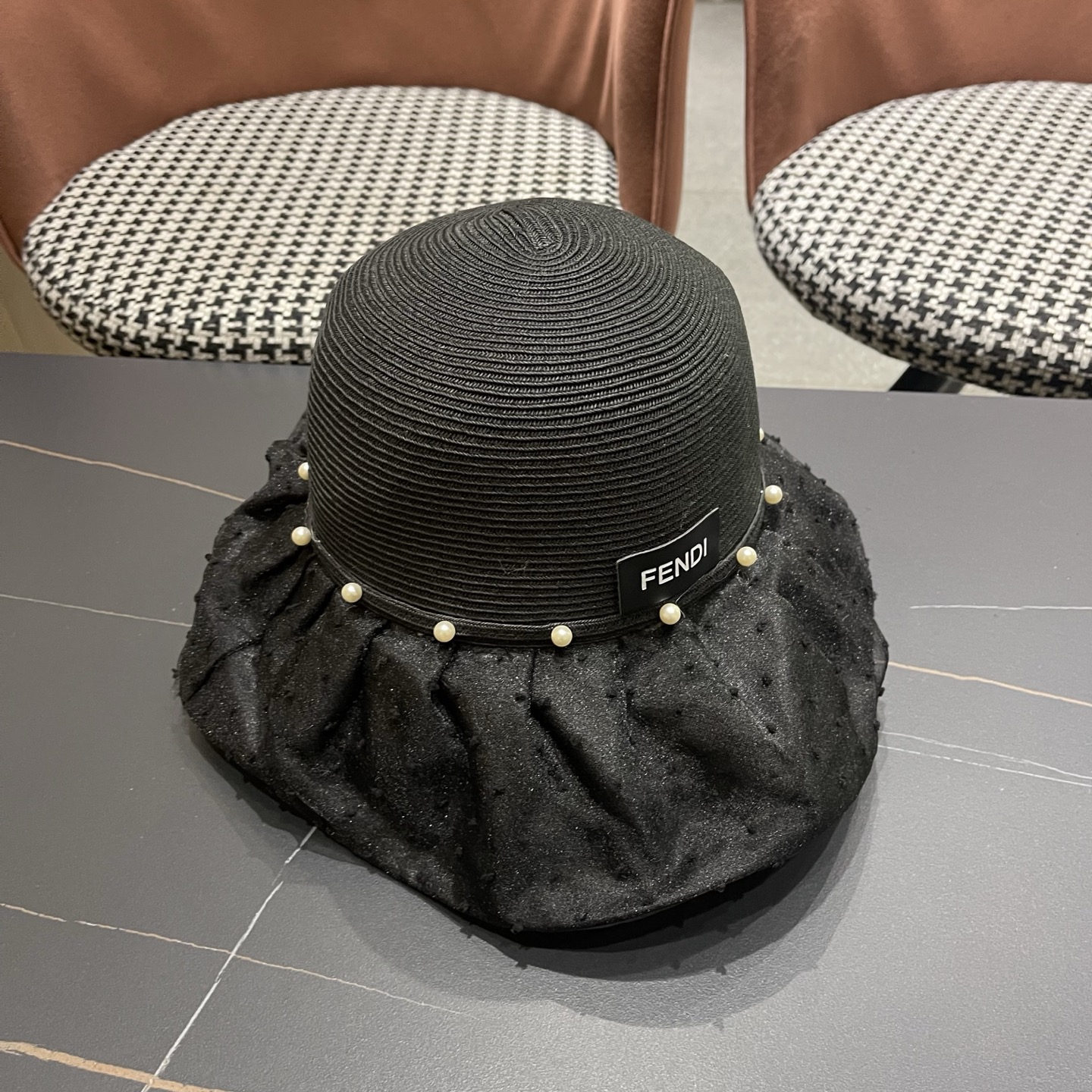 Fendi 芬迪气质新款太阳帽大帽檐渔夫帽子女款遮阳帽渔夫帽防晒帽女防紫外线