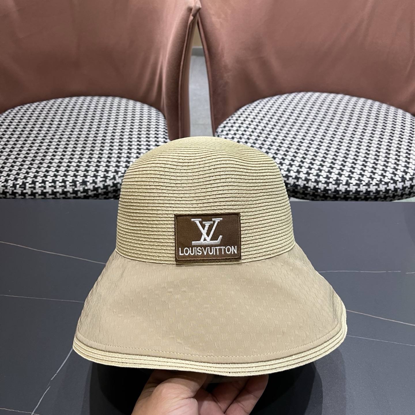 LV路易威登 新款防紫外线大檐女夏季遮脸防晒帽海边渔夫帽遮阳帽草帽