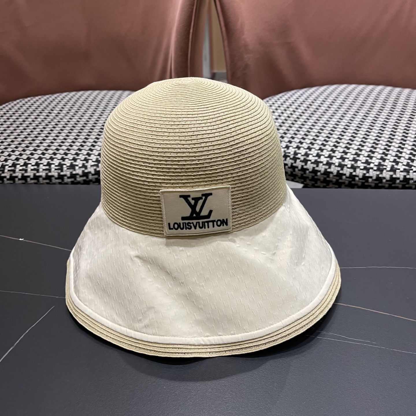 LV路易威登 新款防紫外线大檐女夏季遮脸防晒帽海边渔夫帽遮阳帽草帽