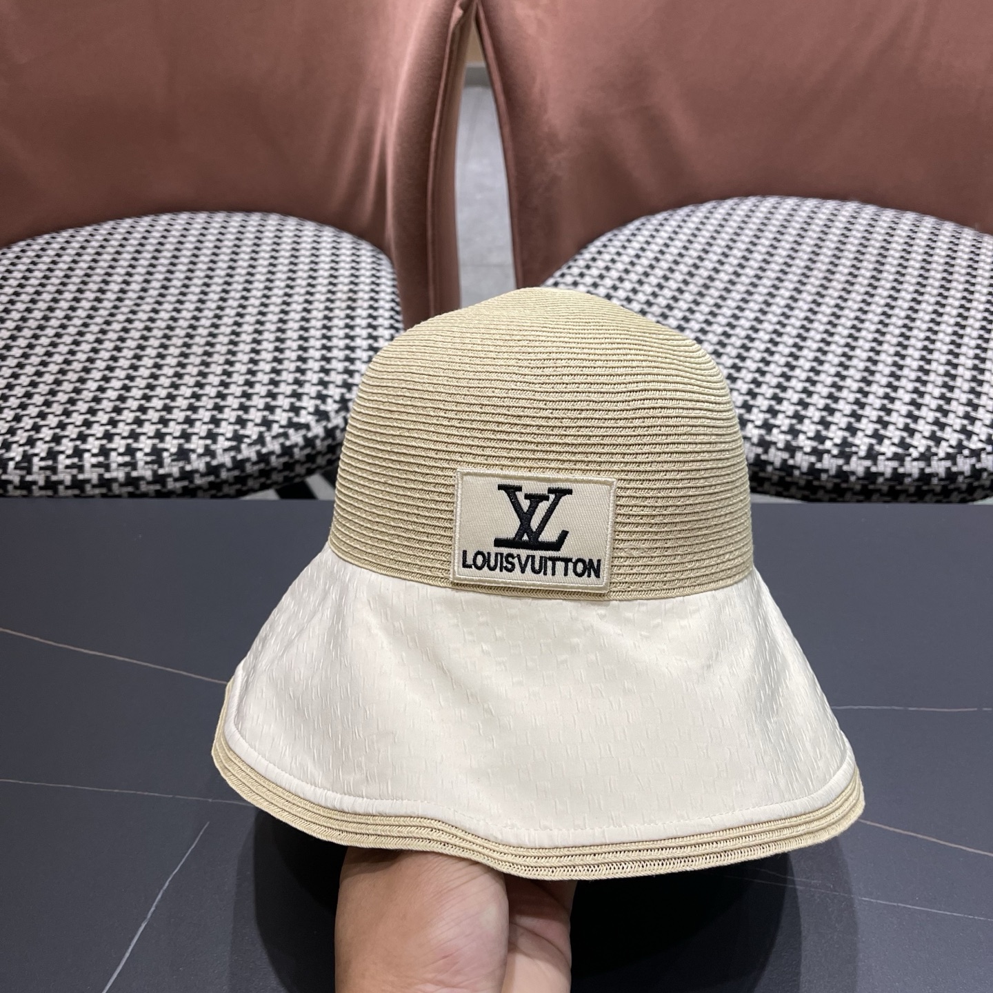 LV路易威登 新款防紫外线大檐女夏季遮脸防晒帽海边渔夫帽遮阳帽草帽