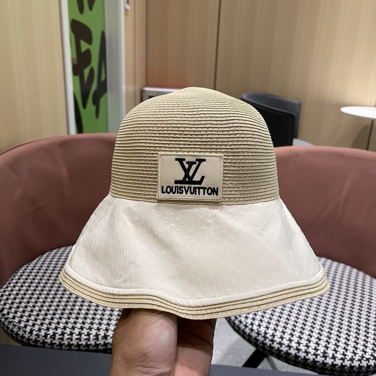 LV路易威登 新款防紫外线大檐女夏季遮脸防晒帽海边渔夫帽遮阳帽草帽