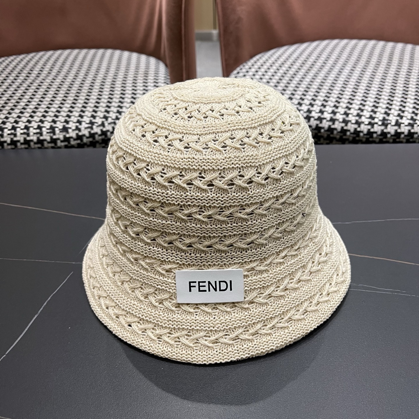 Fendi 芬迪日系百搭针织镂空渔夫帽子女春夏季新款透气遮阳防晒帽子盆帽