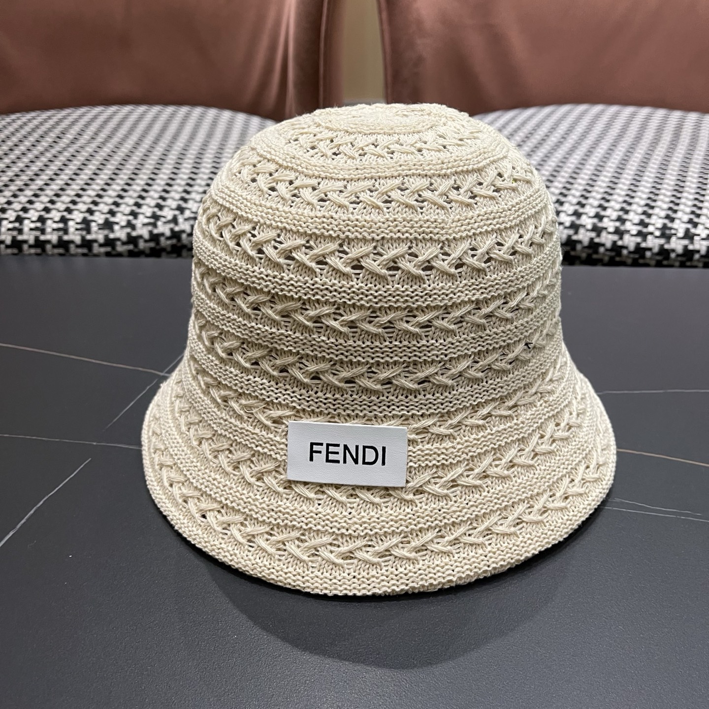 Fendi 芬迪日系百搭针织镂空渔夫帽子女春夏季新款透气遮阳防晒帽子盆帽