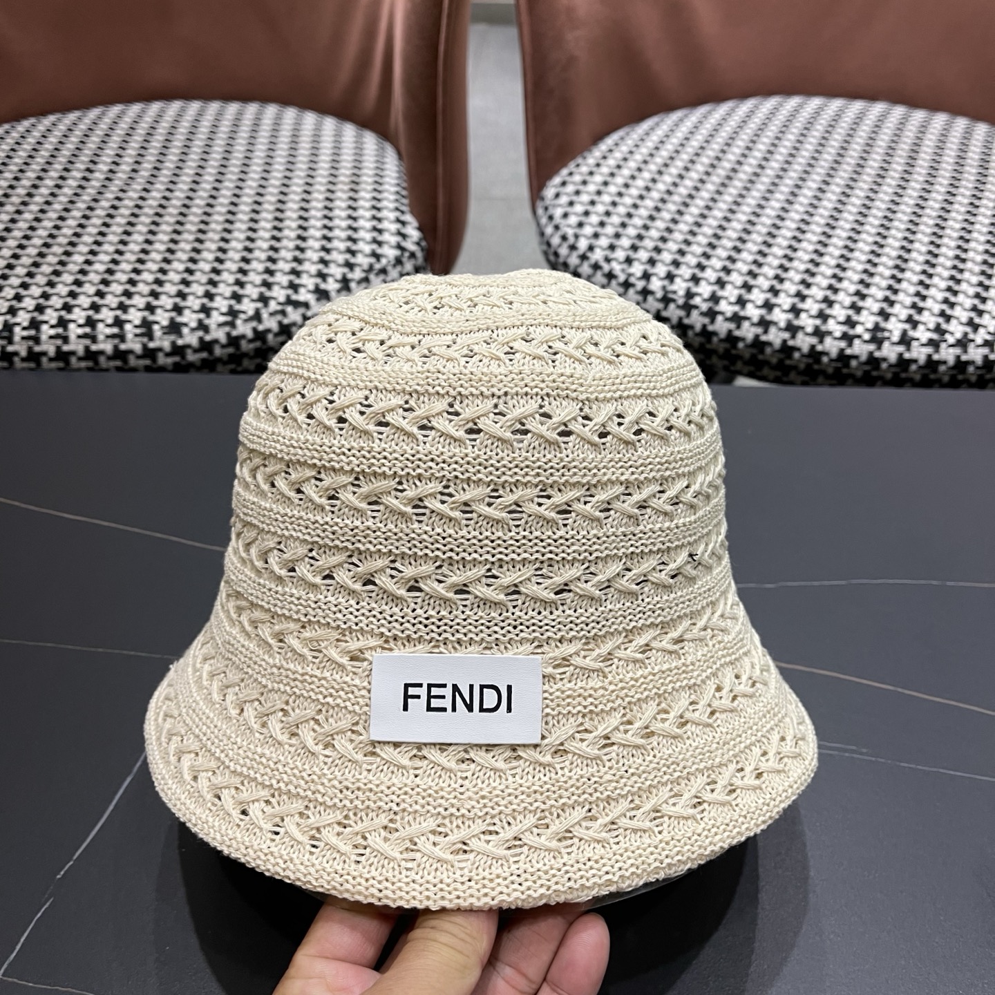 Fendi 芬迪日系百搭针织镂空渔夫帽子女春夏季新款透气遮阳防晒帽子盆帽
